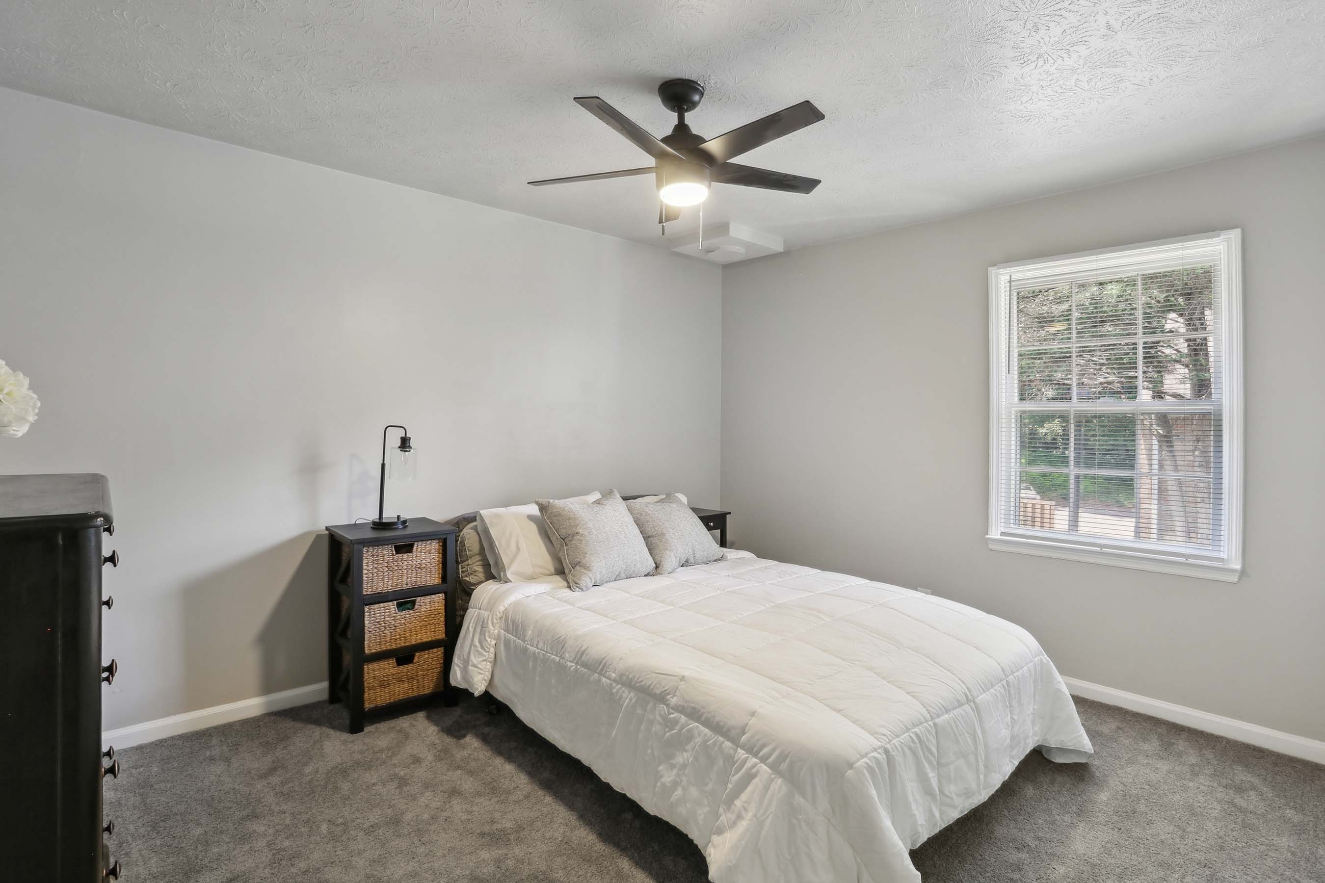  Beautifully Updated Sandy Springs Condo - 物件實景