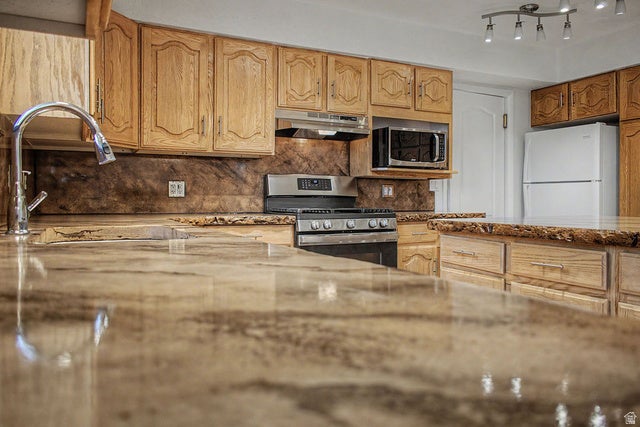 Ephraim, Utah, 84627, United States, 6 Bedrooms Bedrooms, ,3 BathroomsBathrooms,Residential,For Sale,2048073