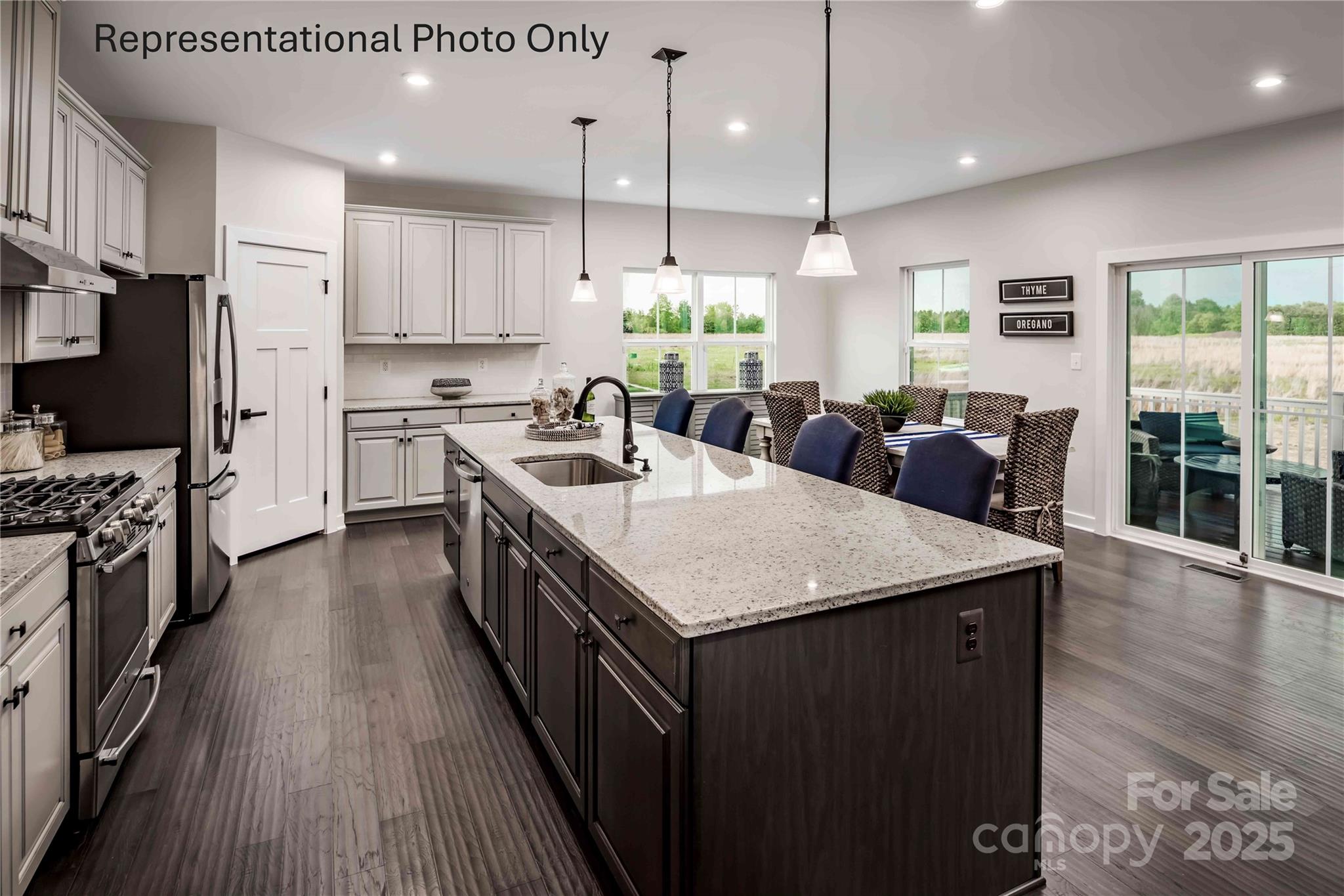 Indian Trail, North Carolina, 28079, United States, 5 Bedrooms Bedrooms, ,4 BathroomsBathrooms,Residential,For Sale,2006272