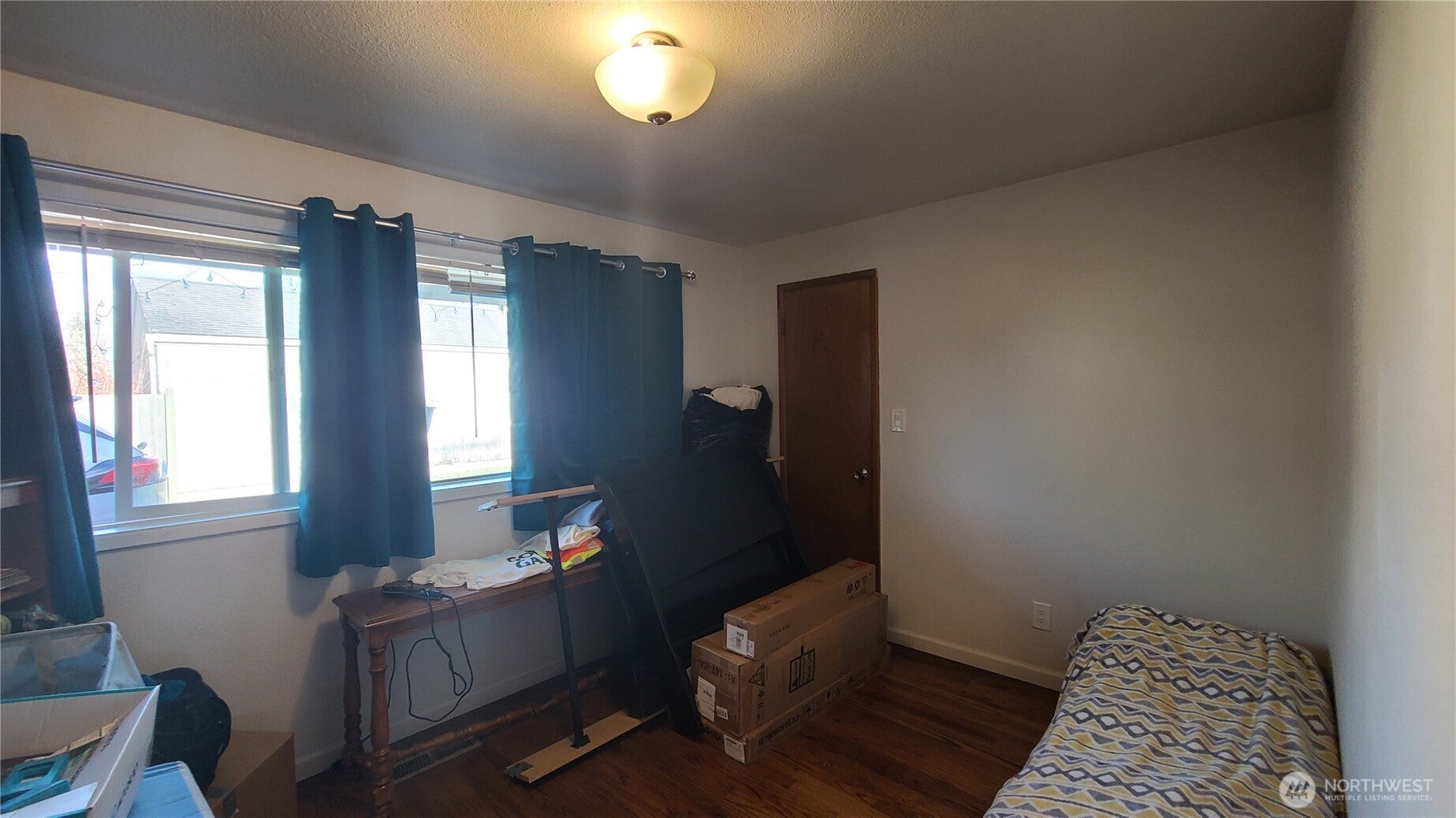 Tacoma, Washington, 98409, United States, ,Residential,For Sale,2008818