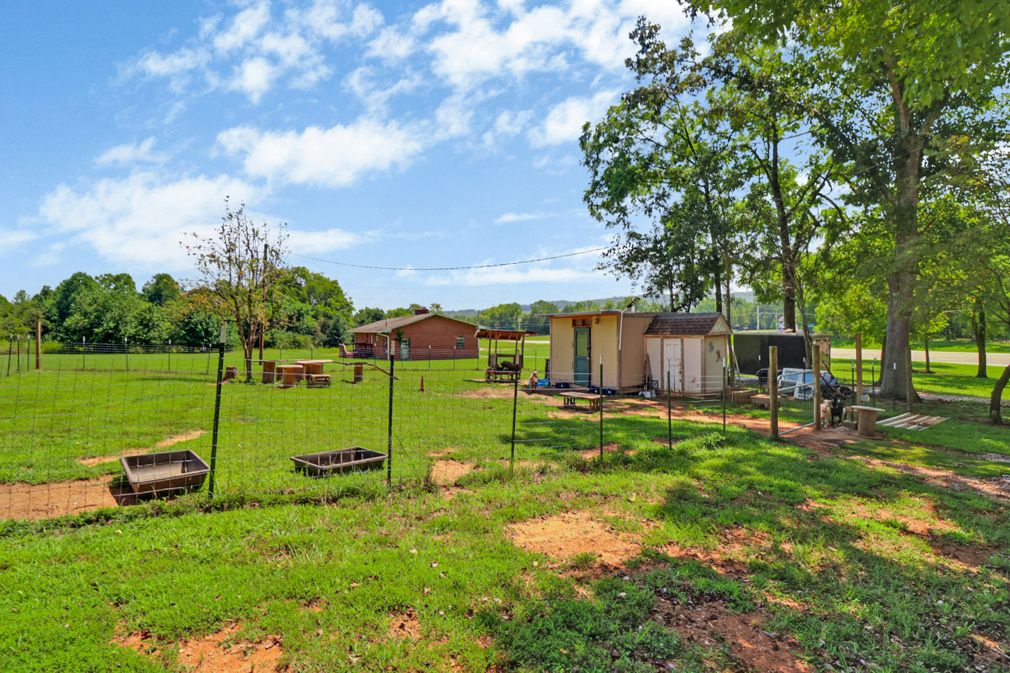 Rockwood, Tennessee, 37854, United States, 4 Bedrooms Bedrooms, ,3 BathroomsBathrooms,Residential,For Sale,2011403