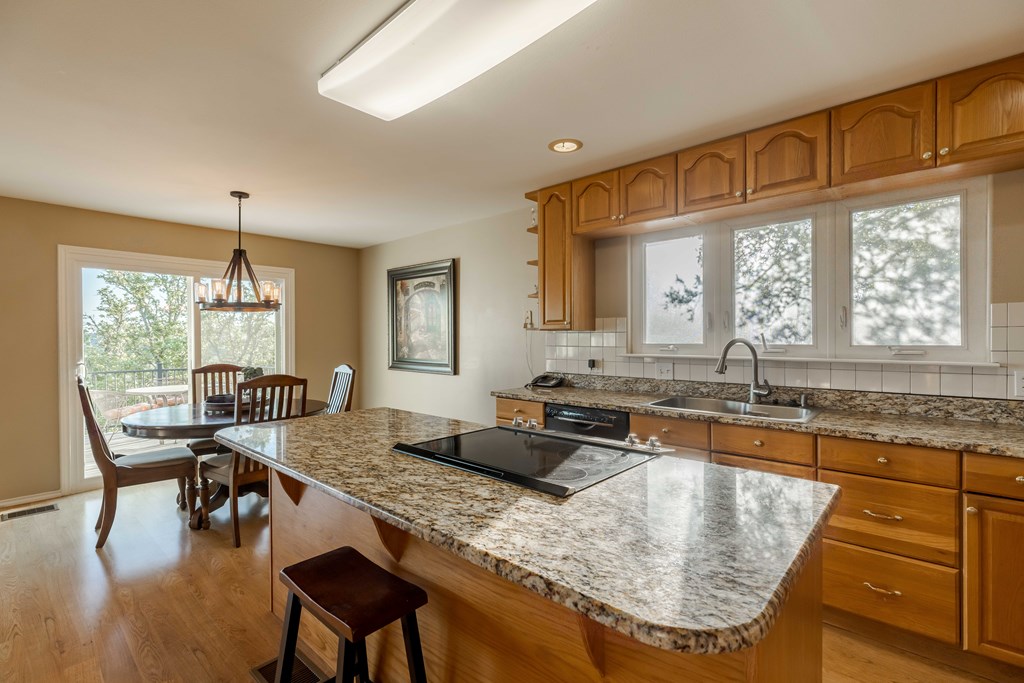 Kerrville, Texas, 78028, United States, 4 Bedrooms Bedrooms, ,4 BathroomsBathrooms,Residential,For Sale,1921517