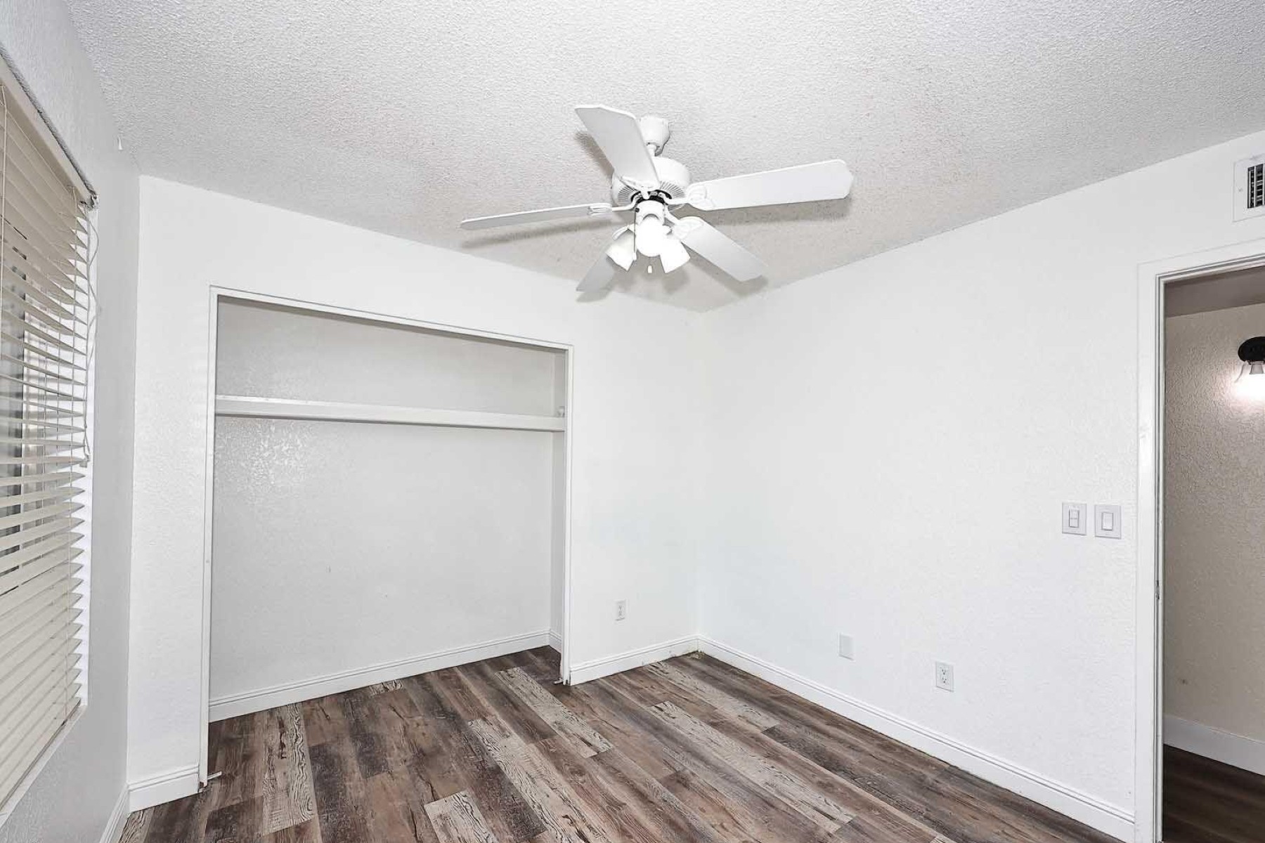  17640 N 1st Place¦Phoenix, AZ - 物件實景