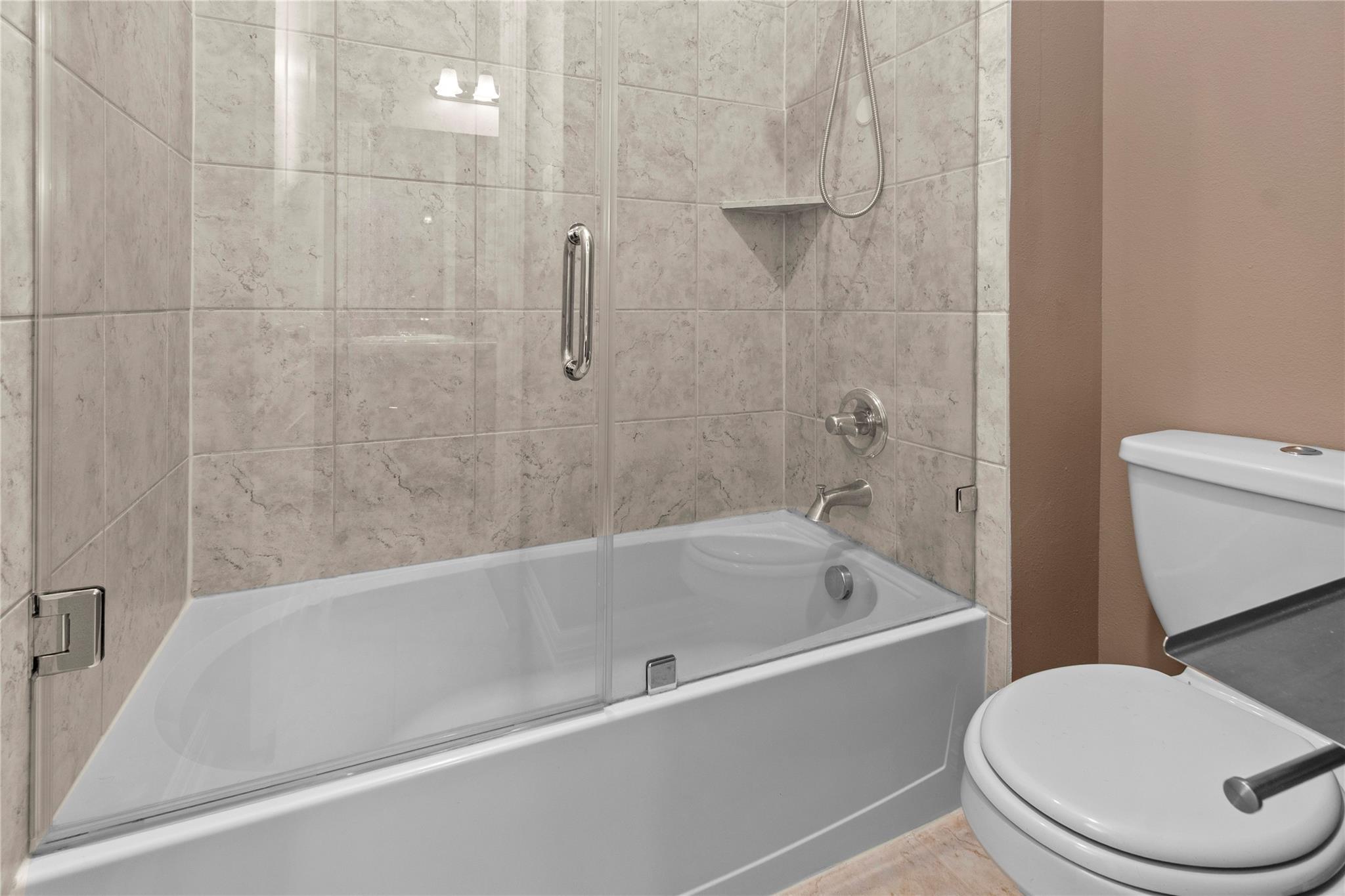 Conroe, Texas, 77302, United States, 4 Bedrooms Bedrooms, ,4 BathroomsBathrooms,Residential,For Sale,1982610