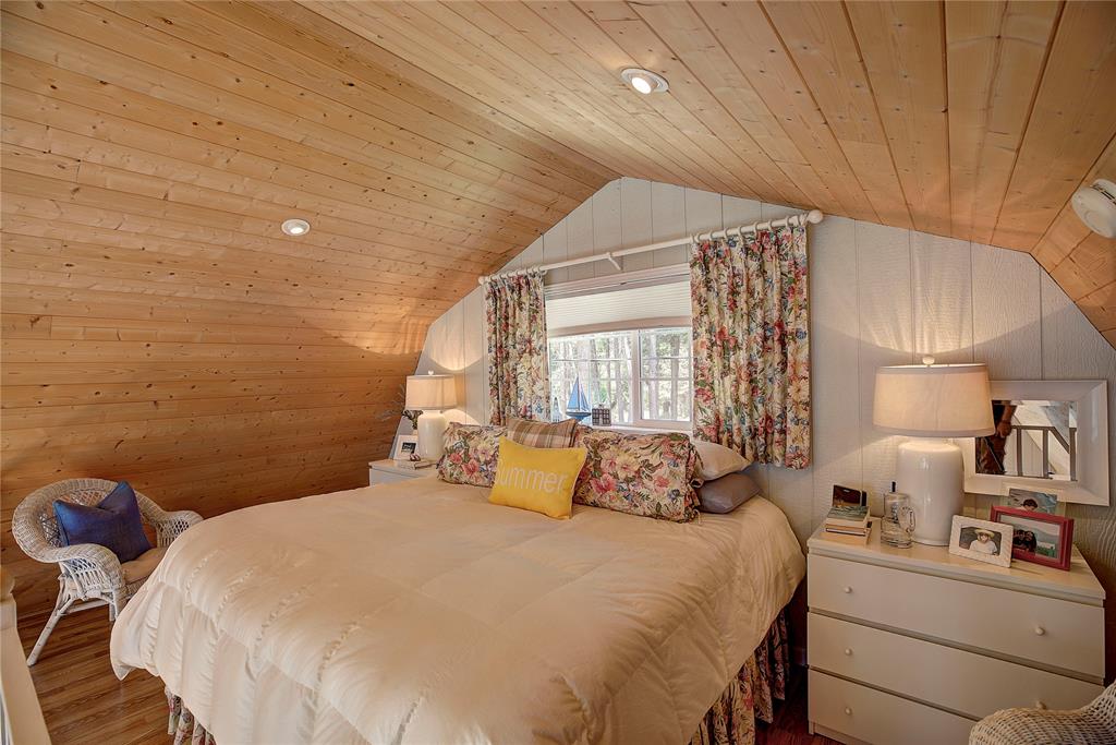 Polson, Montana, 59860, United States, 2 Bedrooms Bedrooms, ,1 BathroomBathrooms,Residential,For Sale,1870410
