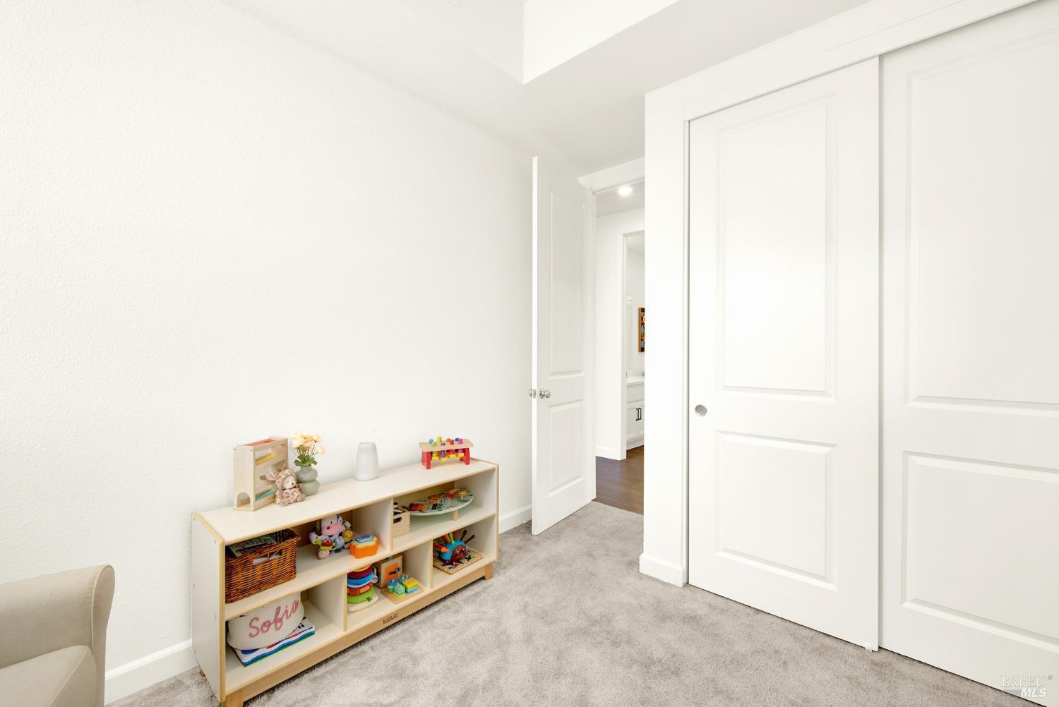 Fairfield, California, 94533, United States, 3 Bedrooms Bedrooms, ,2 BathroomsBathrooms,Residential,For Sale,2025856