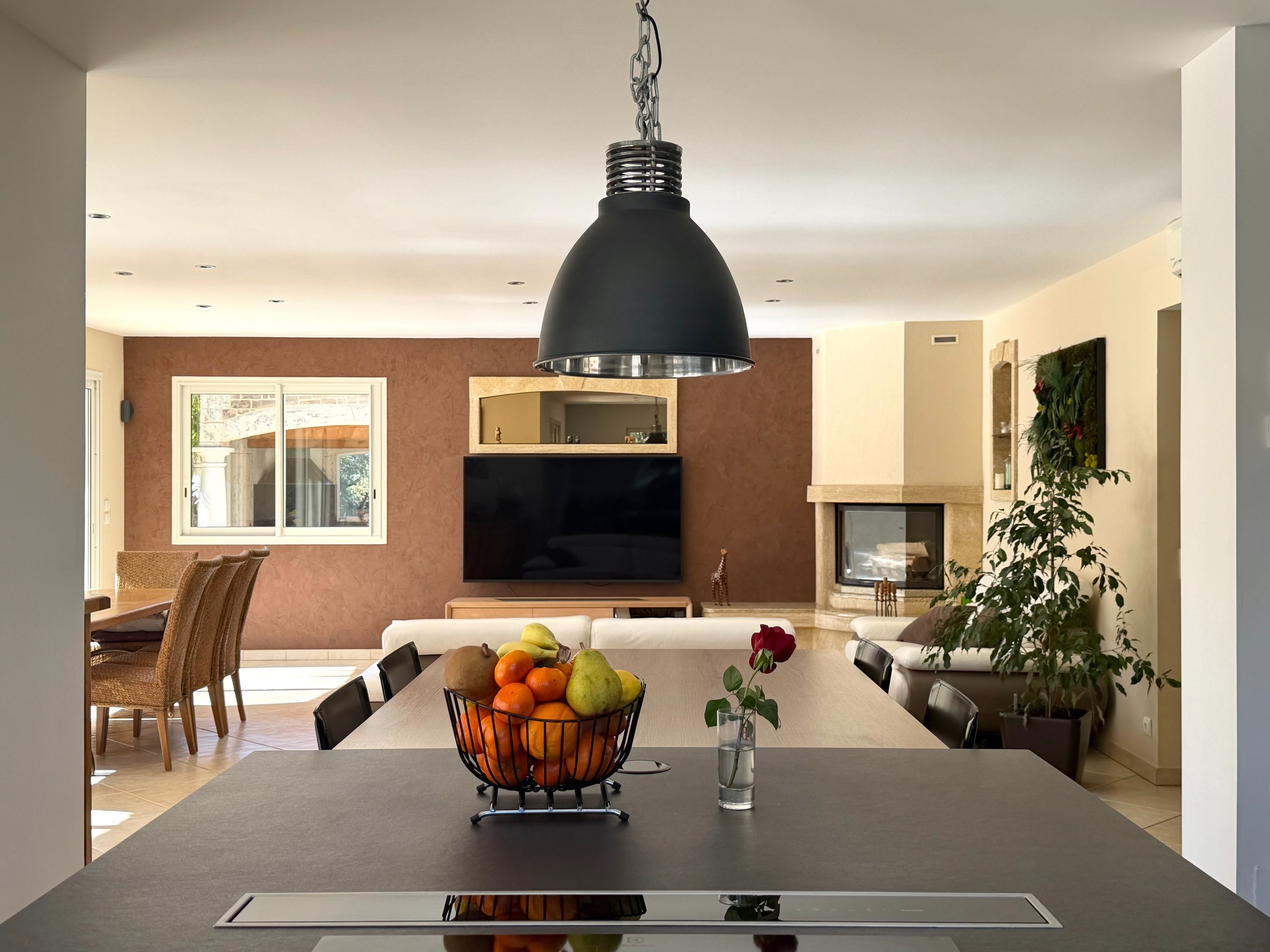 Just 10 minutes from the beaches, a spacious family villa in a lush park... - 物件實景