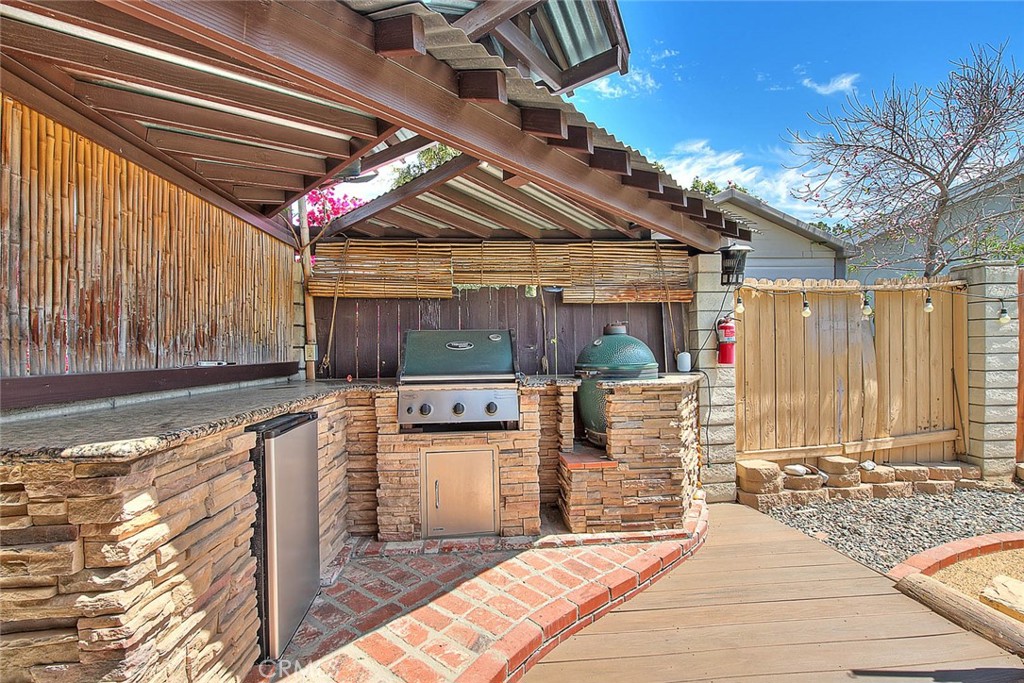 Loma Linda, California, 92354, United States, 4 Bedrooms Bedrooms, ,2 BathroomsBathrooms,Residential,For Sale,1841677