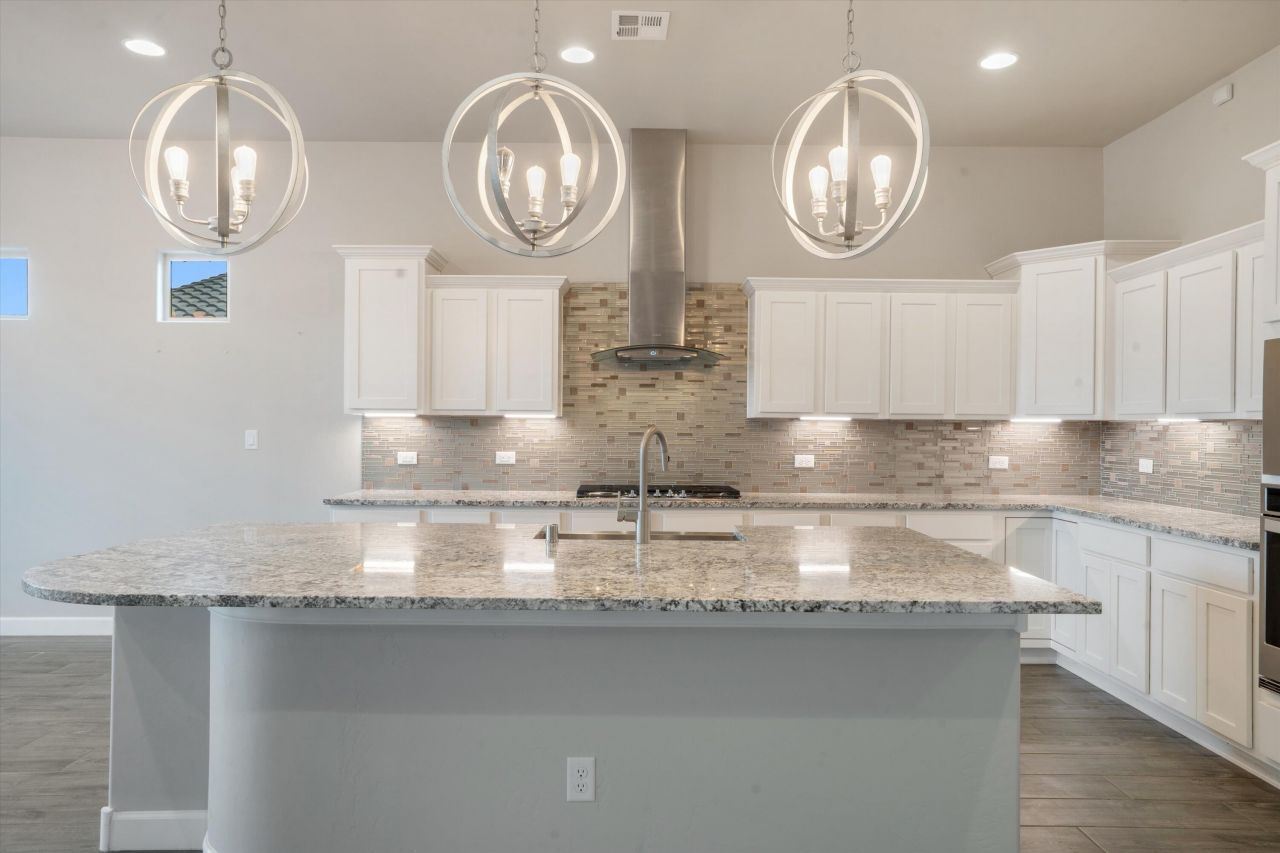 Rio Rancho, New Mexico, 87124, United States, 4 Bedrooms Bedrooms, ,4 BathroomsBathrooms,Residential,For Sale,1919636