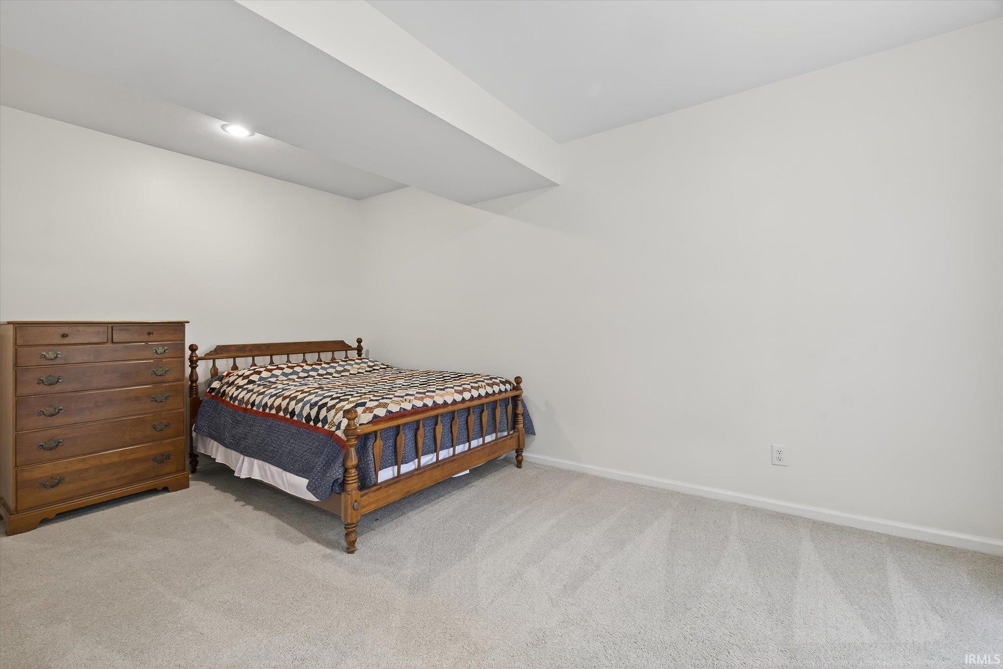 Bloomington, Indiana, 47401, United States, 5 Bedrooms Bedrooms, ,4 BathroomsBathrooms,Residential,For Sale,1921728