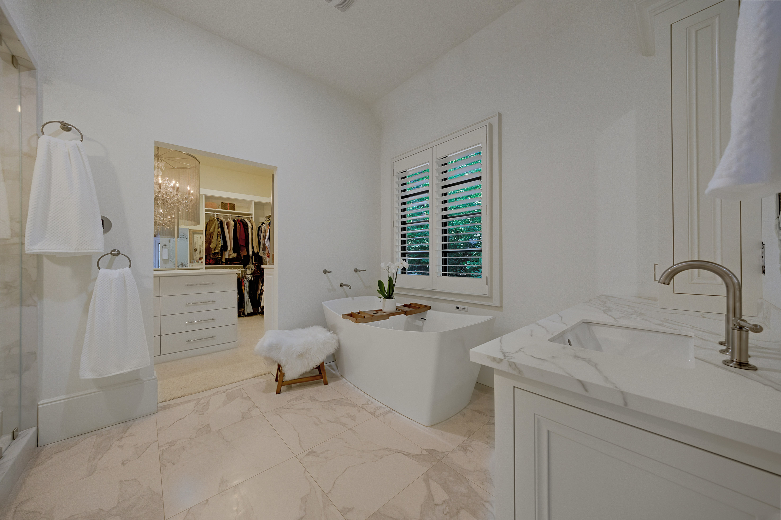  Exceptional Custom-built French Country Estate with Equestrian Amenities - 物件實景