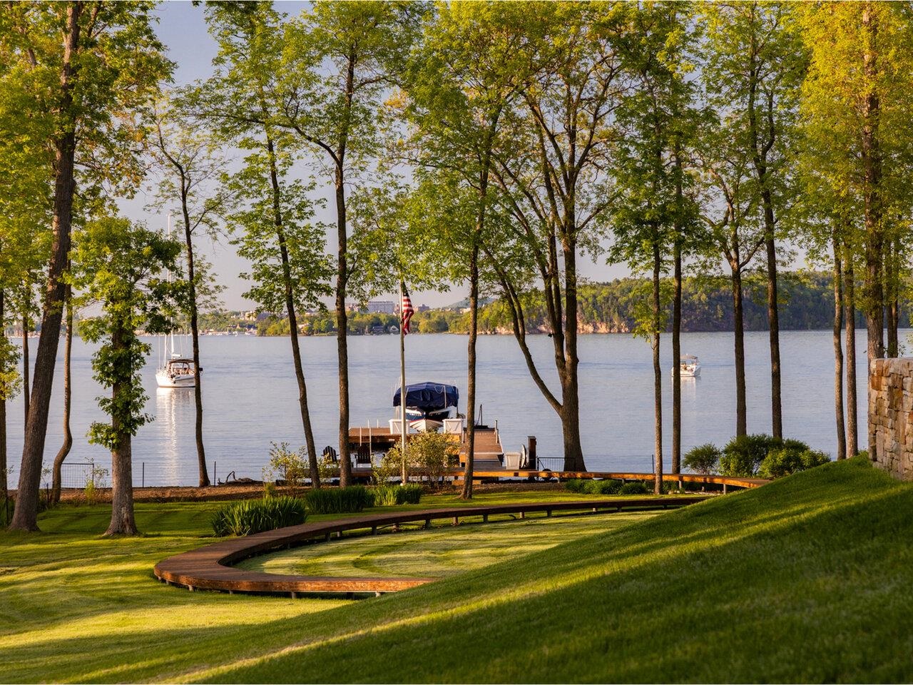 Shelburne, Vermont, 05482, United States, 4 Bedrooms Bedrooms, ,5 BathroomsBathrooms,Residential,For Sale,1857378