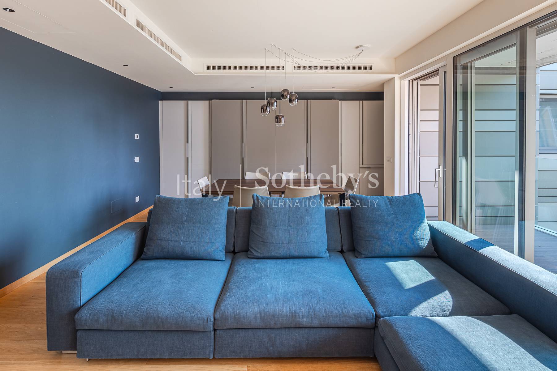  Prestigious penthouse in a period-style building - 物件實景