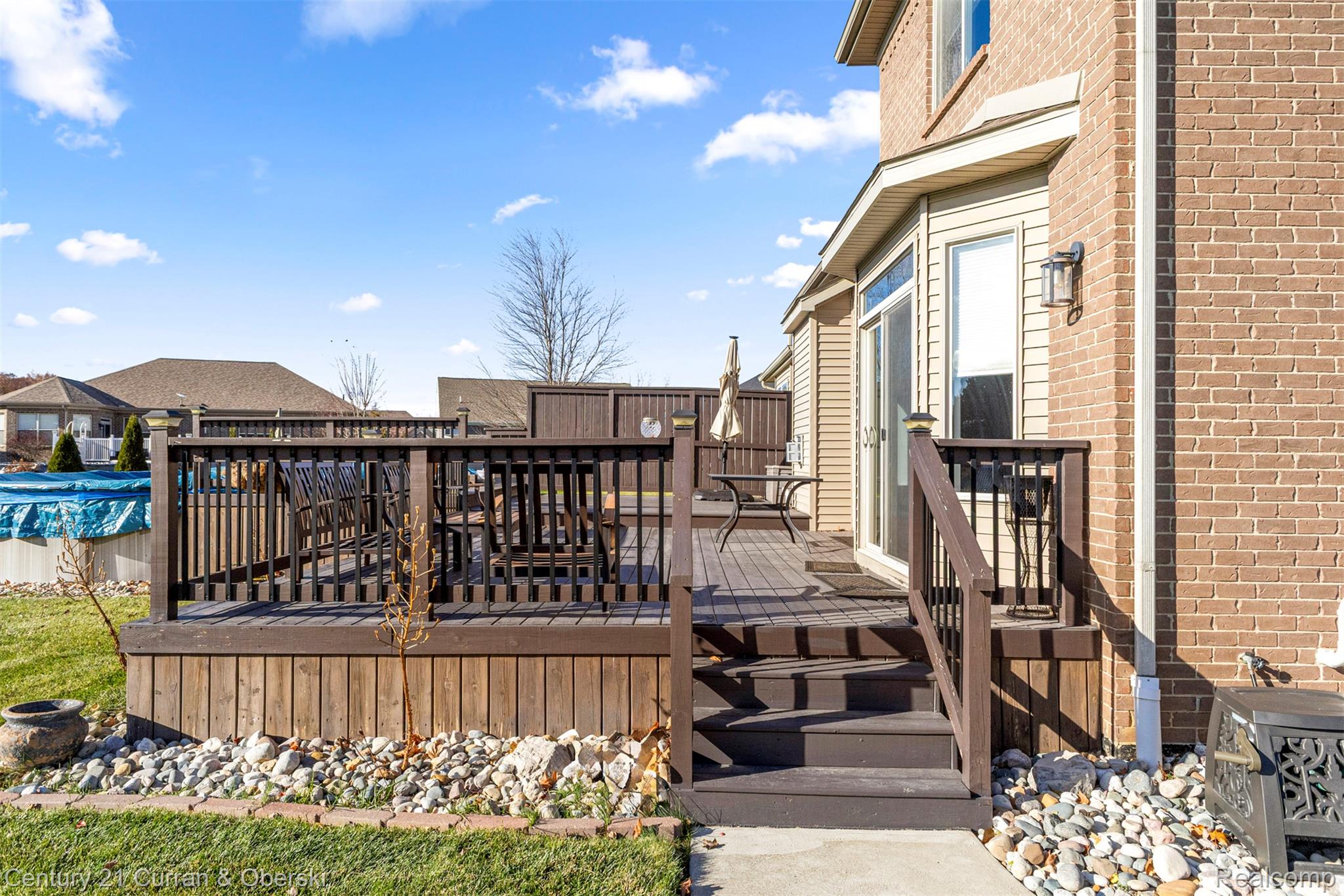 Monroe, Michigan, 48161, United States, 4 Bedrooms Bedrooms, ,3 BathroomsBathrooms,Residential,For Sale,1995376