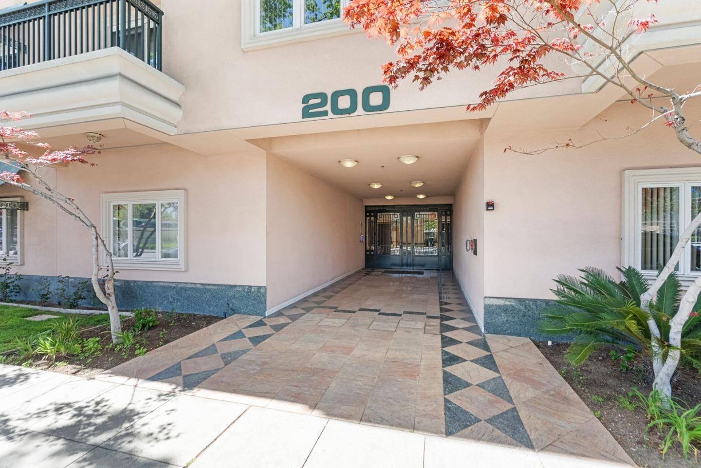 Palo Alto, California, 94306, United States, 2 Bedrooms Bedrooms, ,2 BathroomsBathrooms,Residential,For Sale,1804042