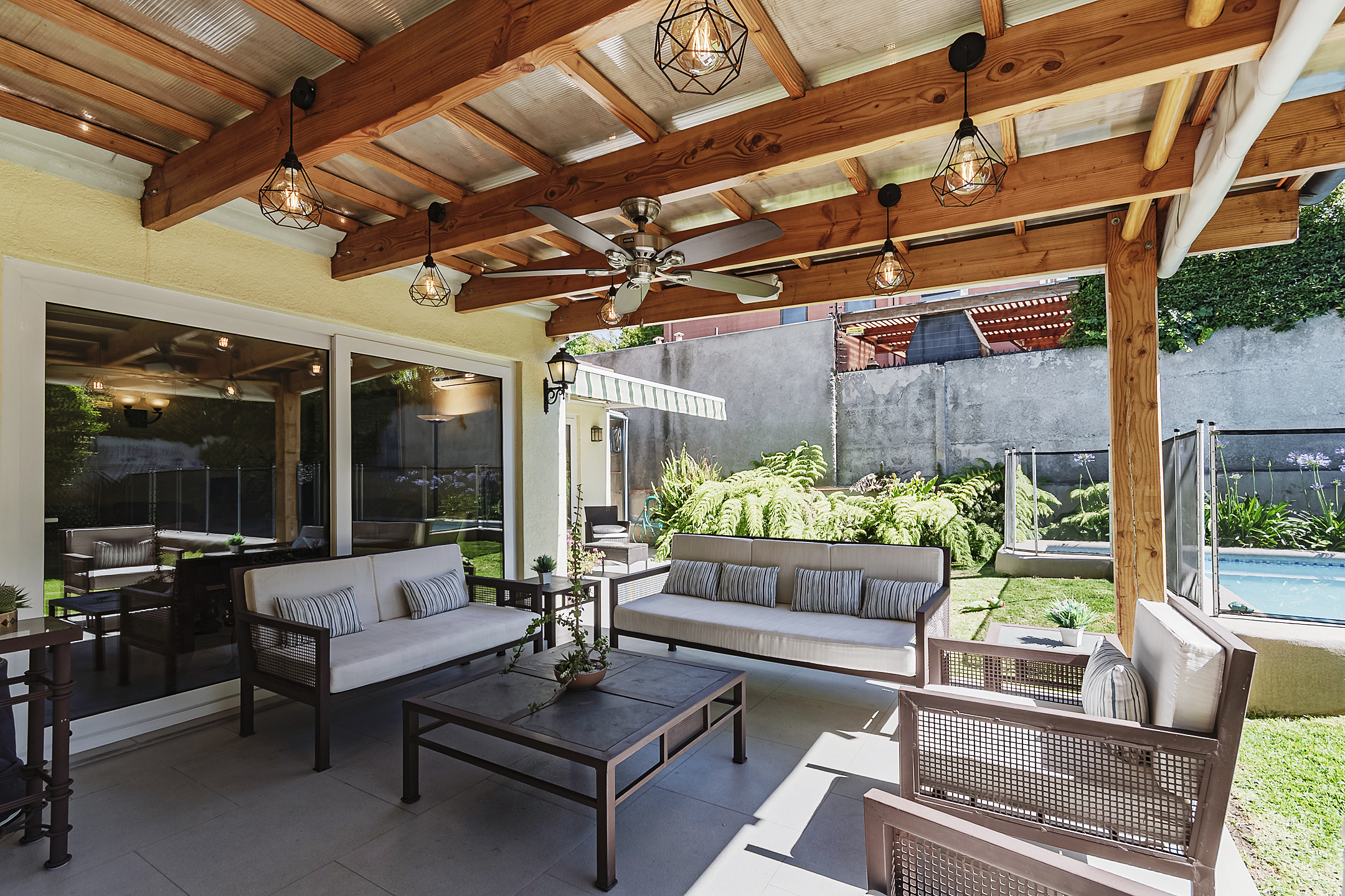  House for sale in La Dehesa with 5 bedrooms plus service quarters. - 物件實景
