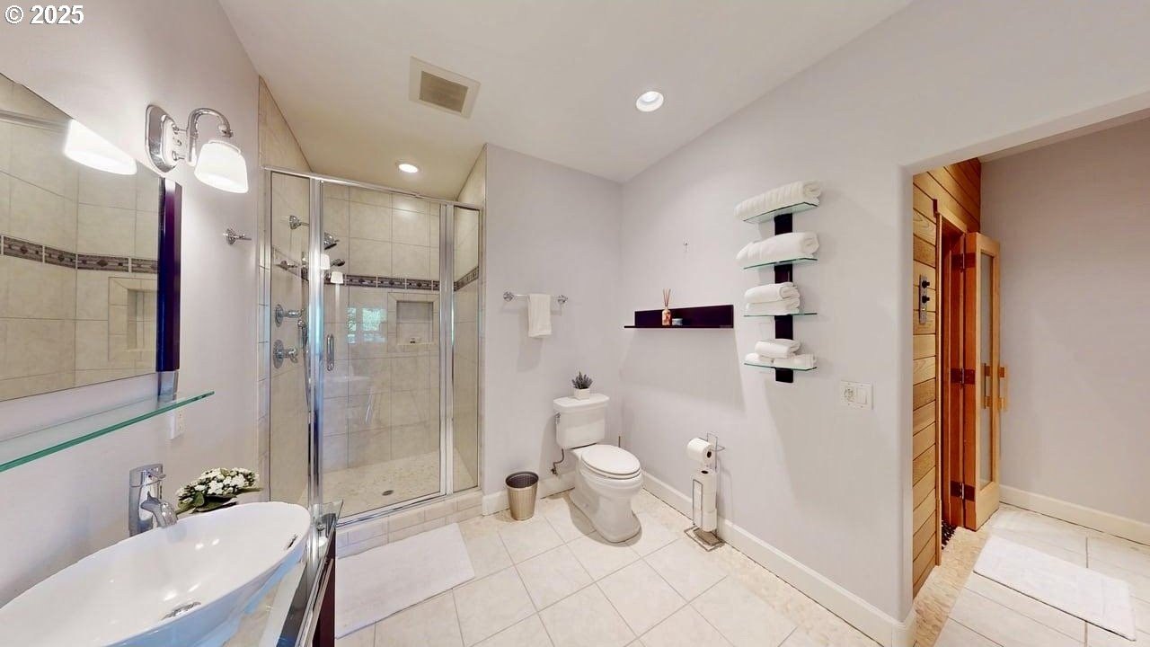 Gold Beach, Oregon, 97444, United States, 3 Bedrooms Bedrooms, ,5 BathroomsBathrooms,Residential,For Sale,1974377