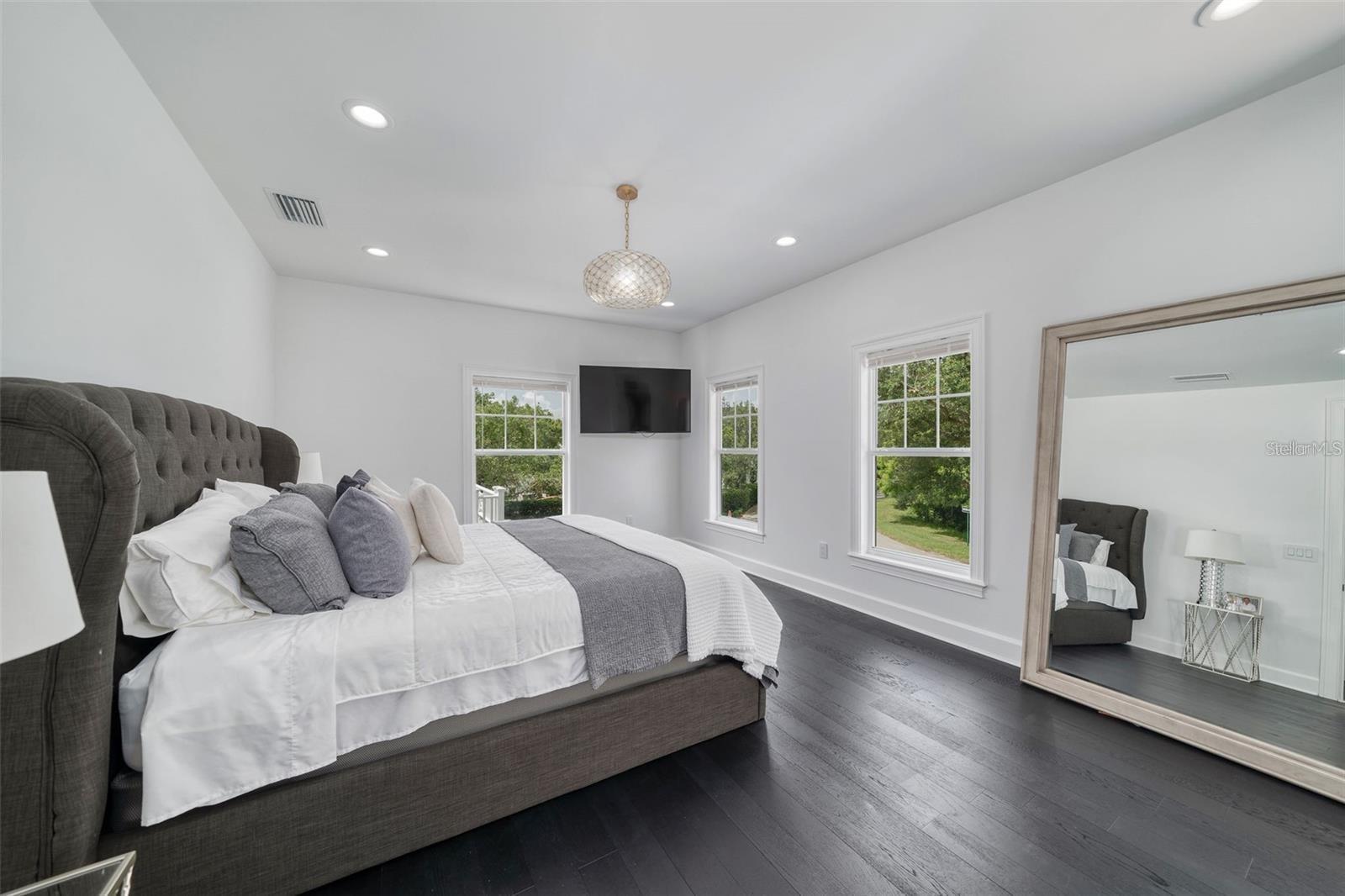 CELEBRATION, Florida, 34747, United States, 5 Bedrooms Bedrooms, ,6 BathroomsBathrooms,Residential,For Sale,1978639