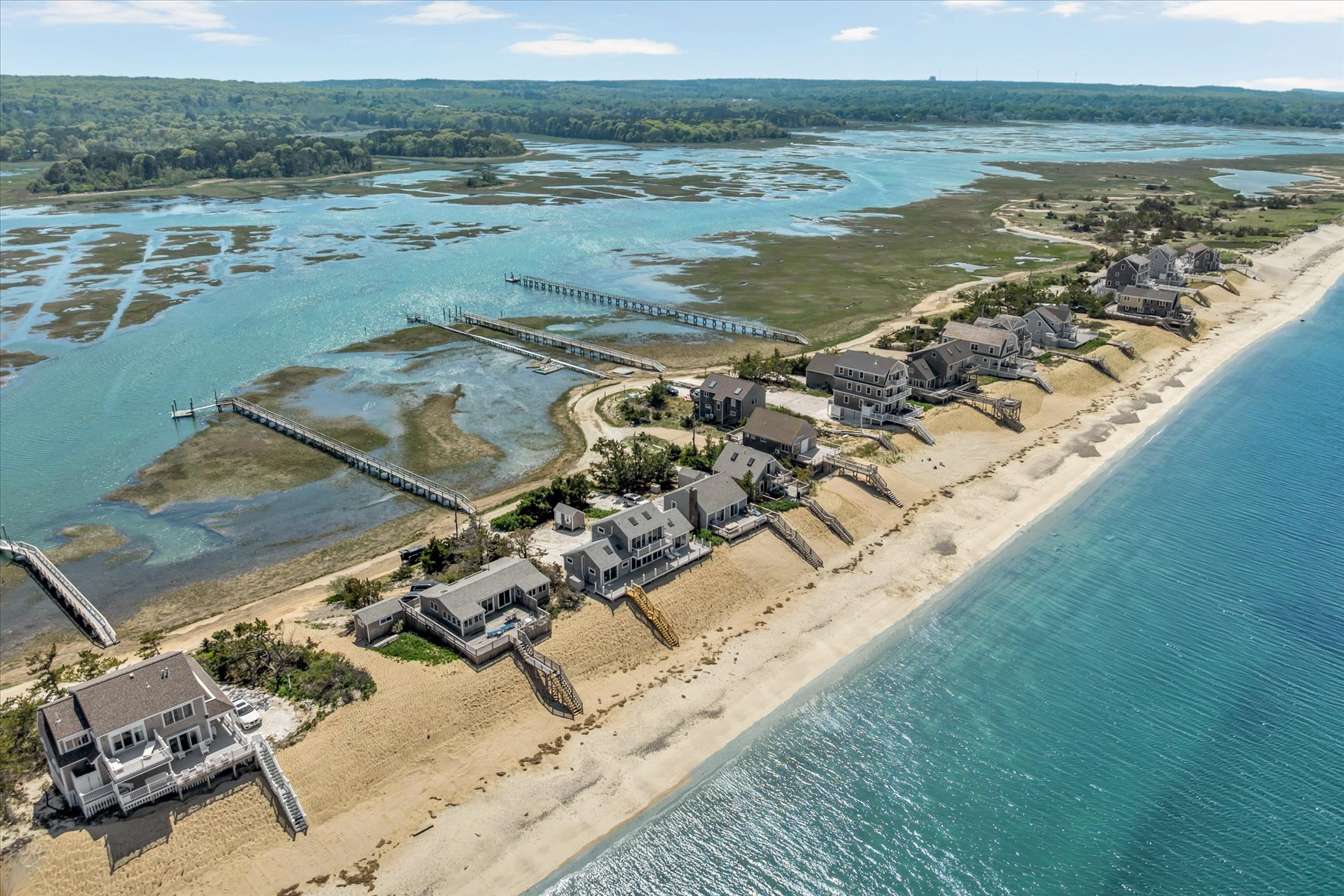  An Exceptional Waterfront Property - 物件實景