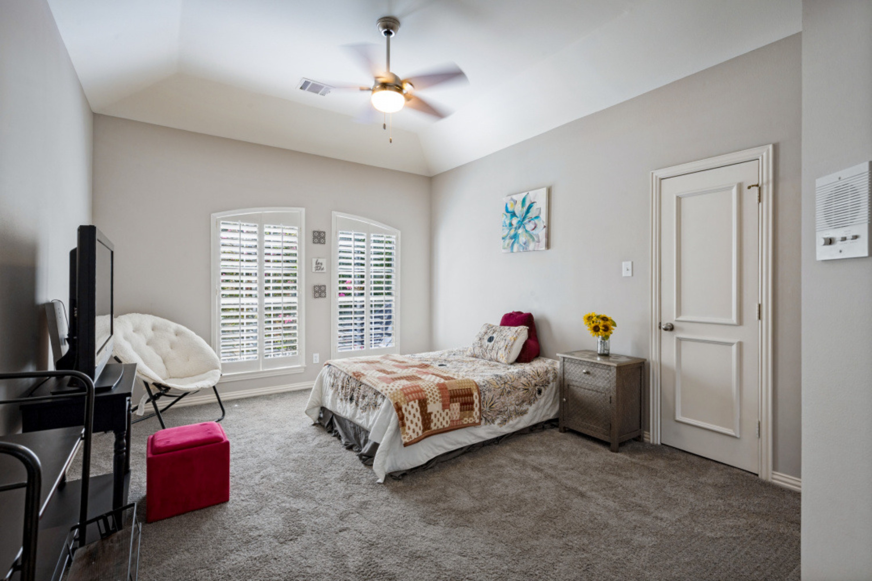  Beautiful Estate Home Located in Lakes of Somerset in Colleyville - 物件實景