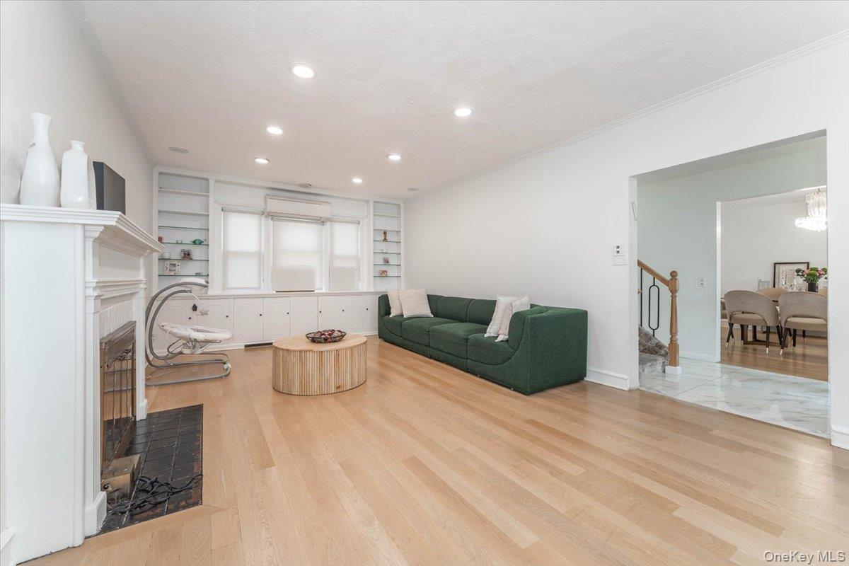 Highland Pl, Woodmere, NY 11598 #1
