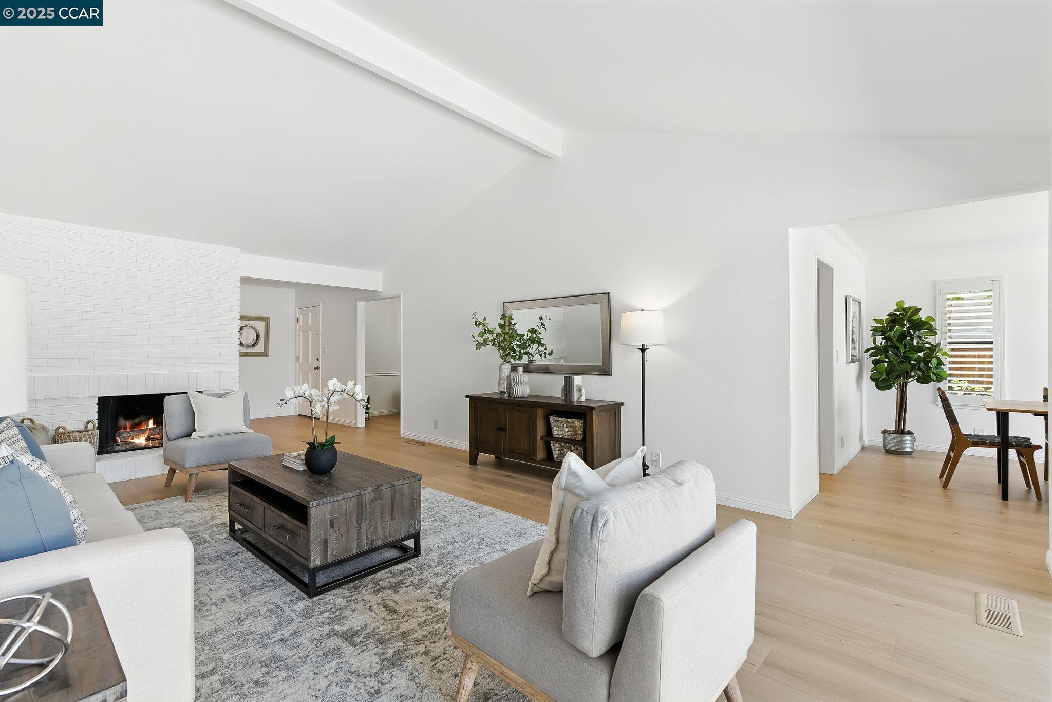 Moraga, California, 94556, United States, 3 Bedrooms Bedrooms, ,2 BathroomsBathrooms,Residential,For Sale,1926288