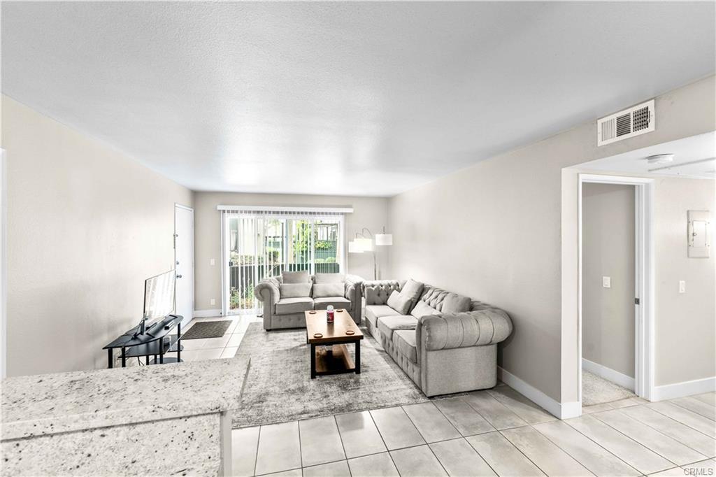 Lake Forest, California, 92630, United States, 2 Bedrooms Bedrooms, ,Residential,For Sale,1978731