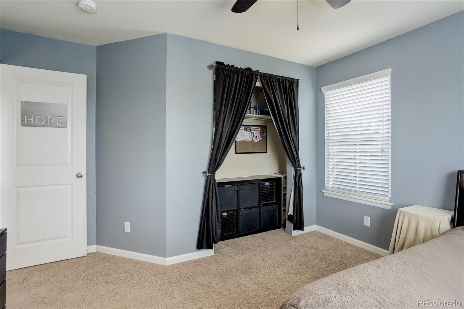 Aurora, Colorado, 80016, United States, 3 Bedrooms Bedrooms, ,3 BathroomsBathrooms,Residential,For Sale,1940296
