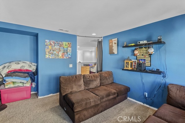 Victorville, California, 92392, United States, 4 Bedrooms Bedrooms, ,3 BathroomsBathrooms,Residential,For Sale,1977887