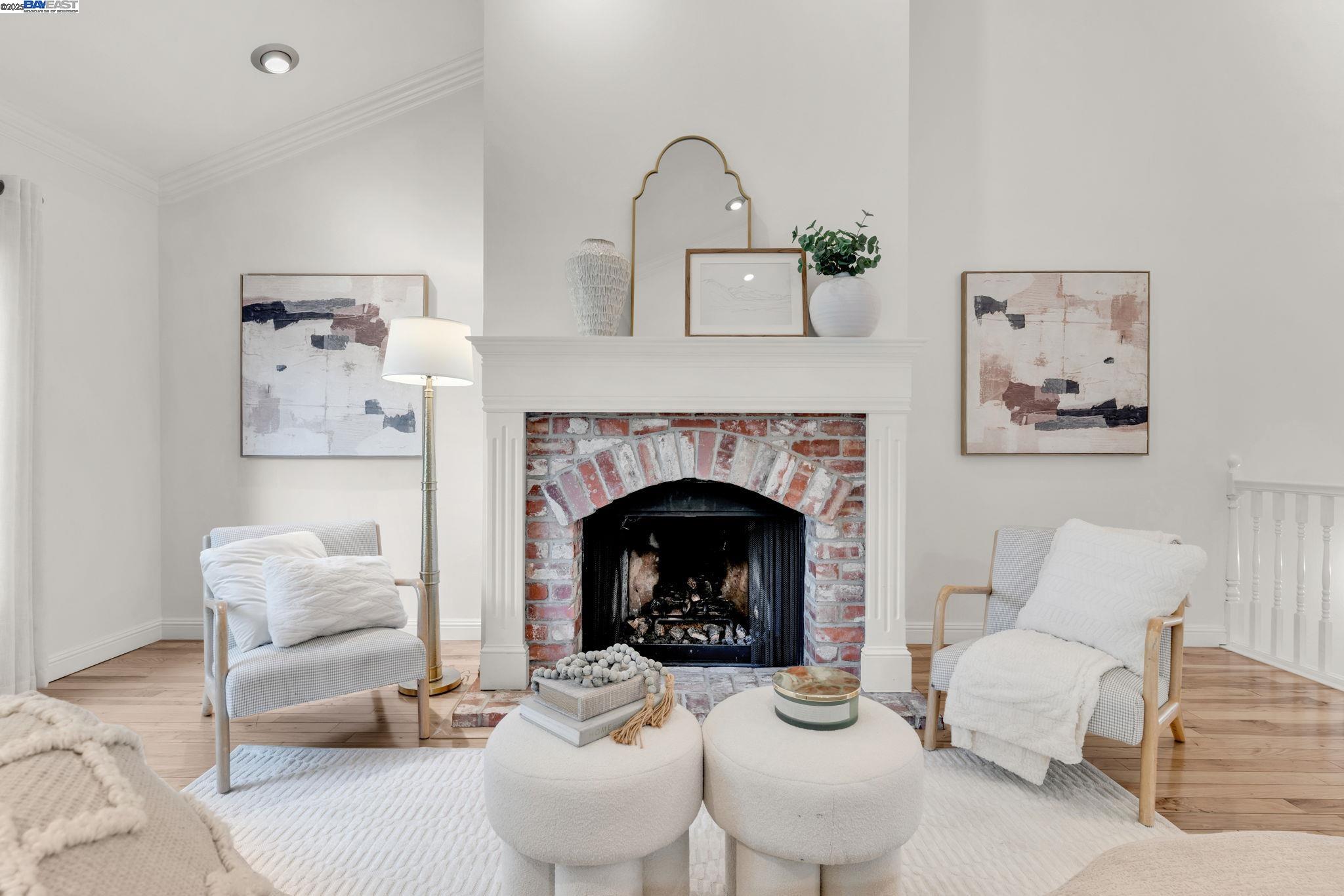 Pleasant Hill, California, 94523, United States, 4 Bedrooms Bedrooms, ,2 BathroomsBathrooms,Residential,For Sale,1991130