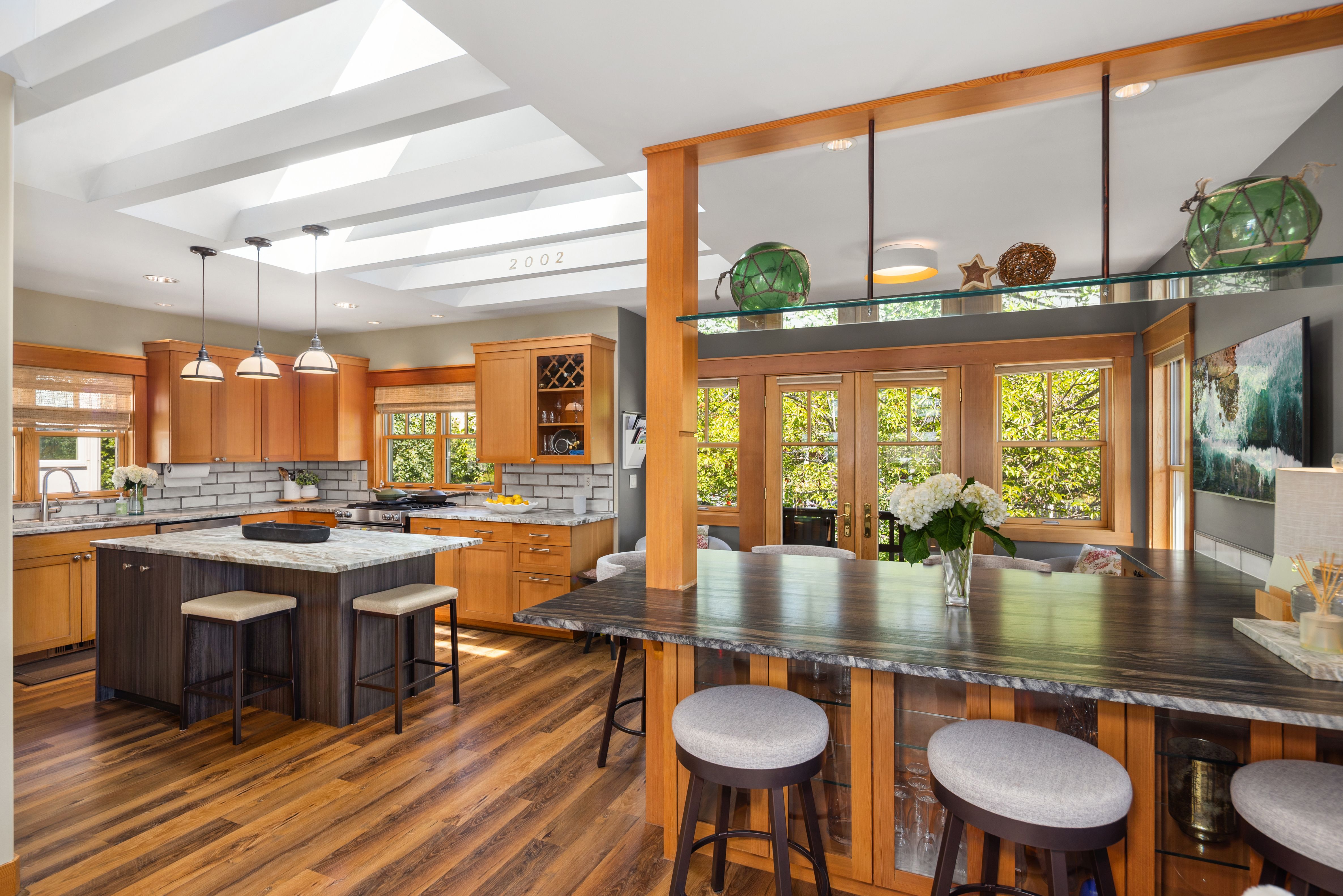  421 2nd St W, Kirkland, WA 98033 - 物件實景