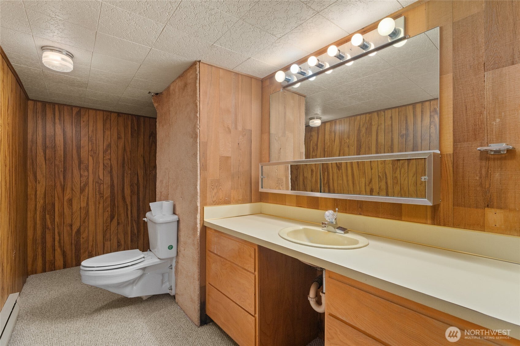 East Wenatchee, Washington, 98802, United States, 3 Bedrooms Bedrooms, ,Residential,For Sale,1908780