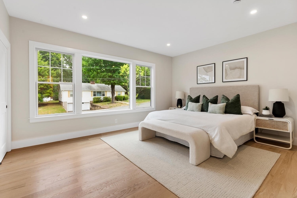 Winchester, Massachusetts, 01890, United States, 6 Bedrooms Bedrooms, ,5 BathroomsBathrooms,Residential,For Sale,1940960