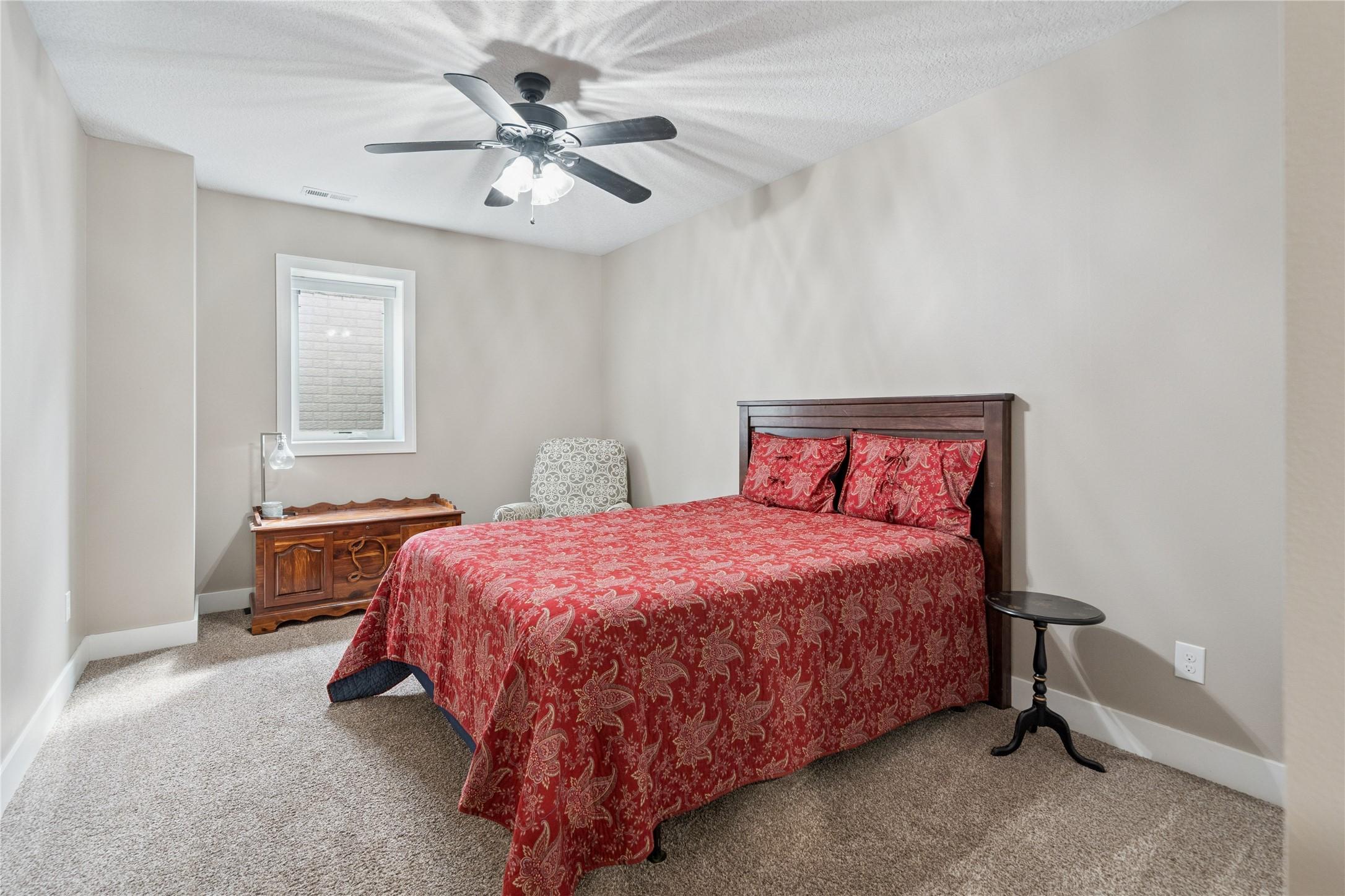 Ankeny, Iowa, 50023, United States, 6 Bedrooms Bedrooms, ,3 BathroomsBathrooms,Residential,For Sale,1937819