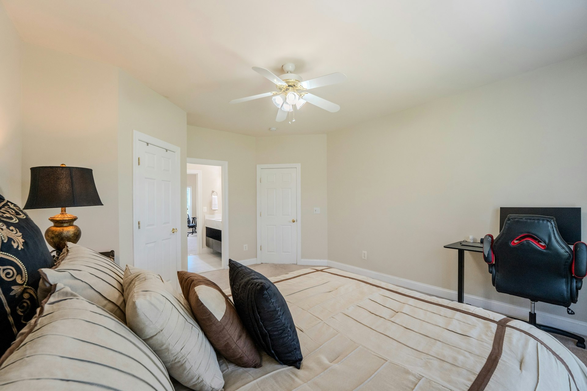  16619 Chestnut Overlook Drive, Purcellville, VA 20132 - 物件實景