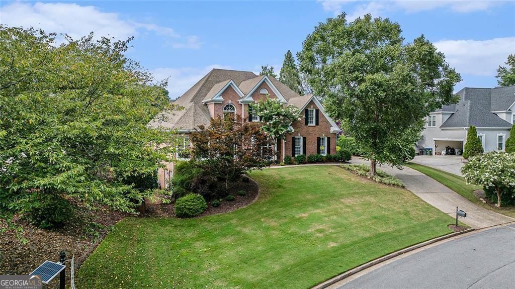Roswell, Georgia, 30075, United States, 6 Bedrooms Bedrooms, ,5 BathroomsBathrooms,Residential,For Sale,1894243