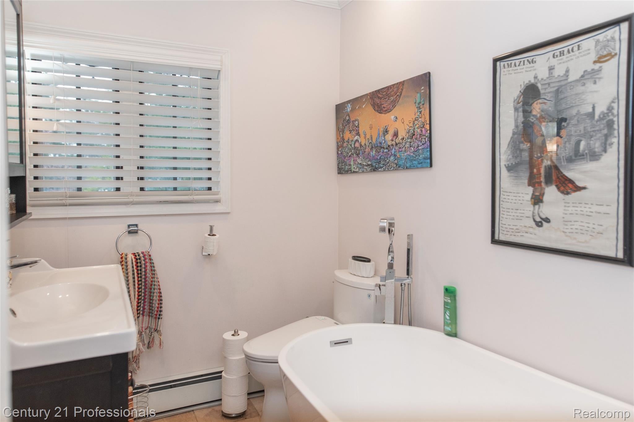 LakeOrion, Michigan, 48362, United States, 2 Bedrooms Bedrooms, ,2 BathroomsBathrooms,Residential,For Sale,2005398