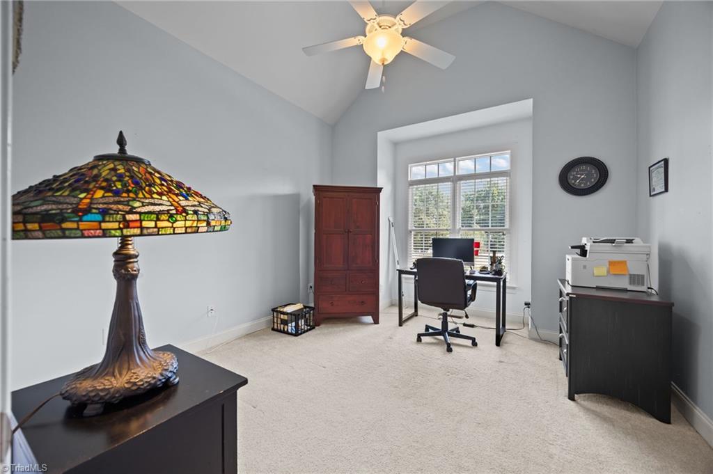 Kernersville, North Carolina, 27284, United States, 4 Bedrooms Bedrooms, ,3 BathroomsBathrooms,Residential,For Sale,1890239