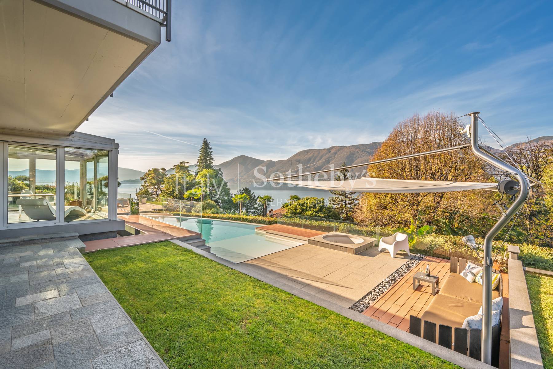 Panoramic villa with pool overlooking Lake Maggiore - 物件實景