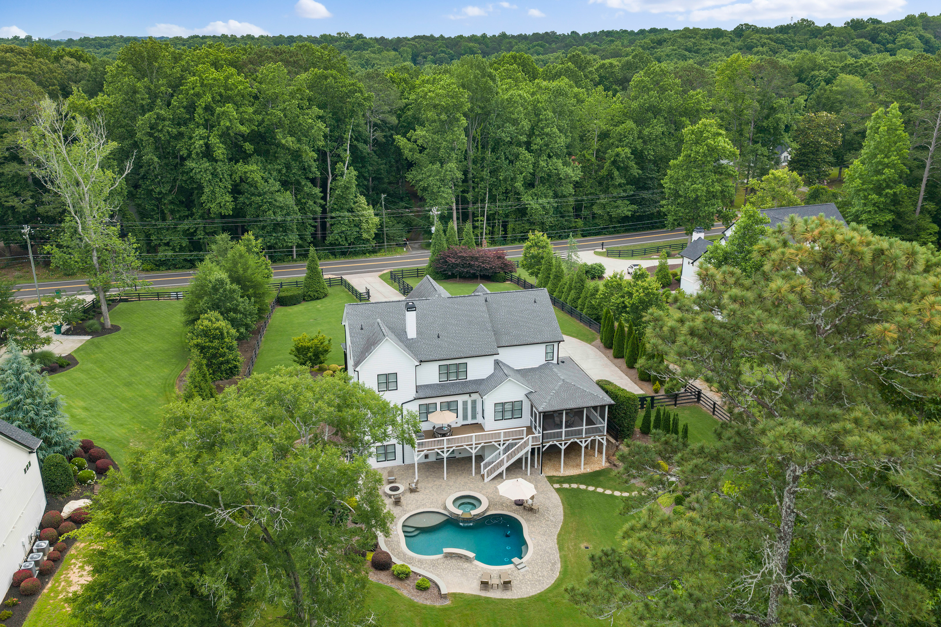  Stunning Modern Farmhouse with Luxury Finishes, Unbeatable Location, and No HOA - 物件實景