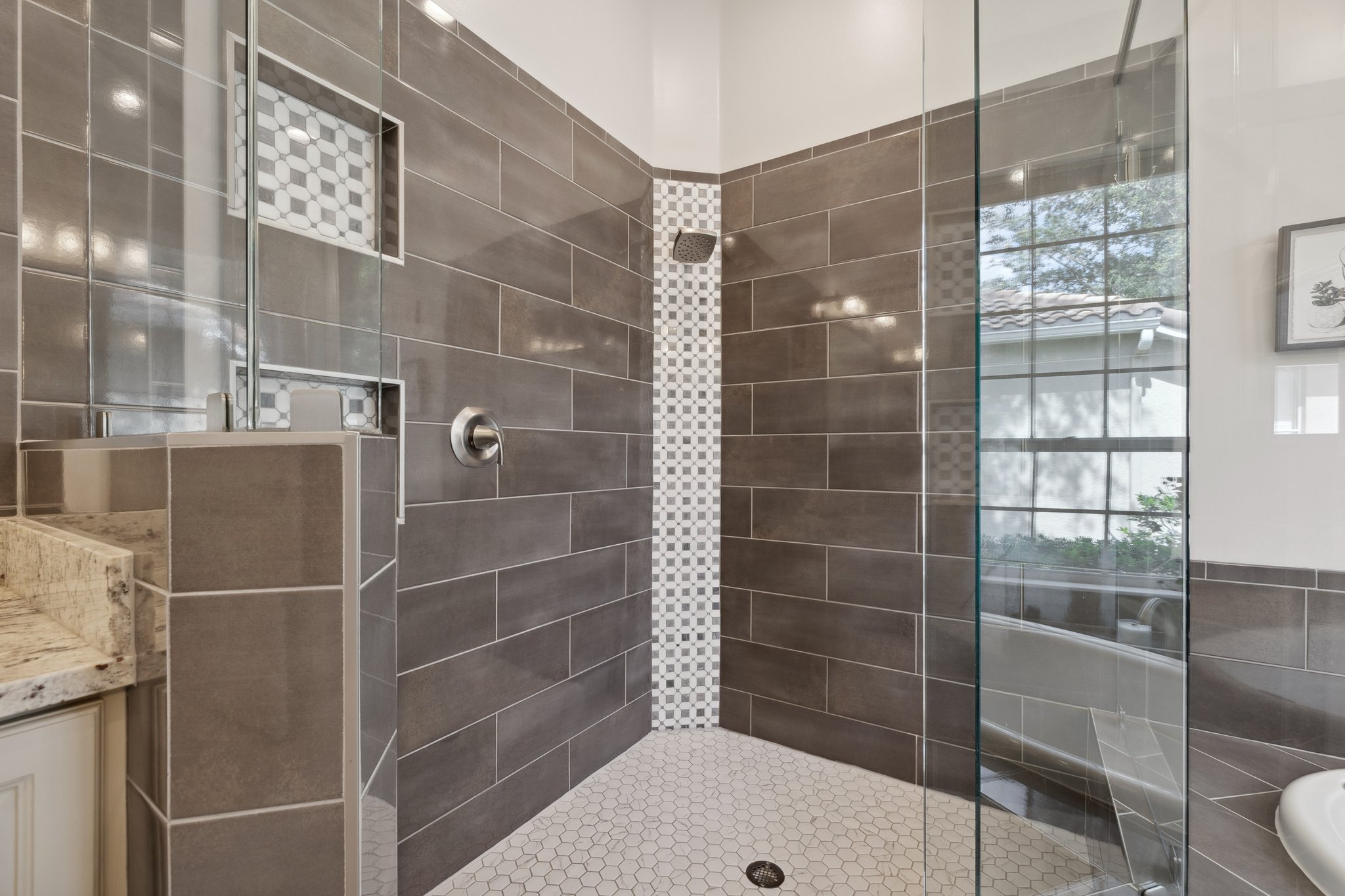 Tampa, Florida, 33647, United States, 5 Bedrooms Bedrooms, ,4 BathroomsBathrooms,Residential,For Sale,1835178