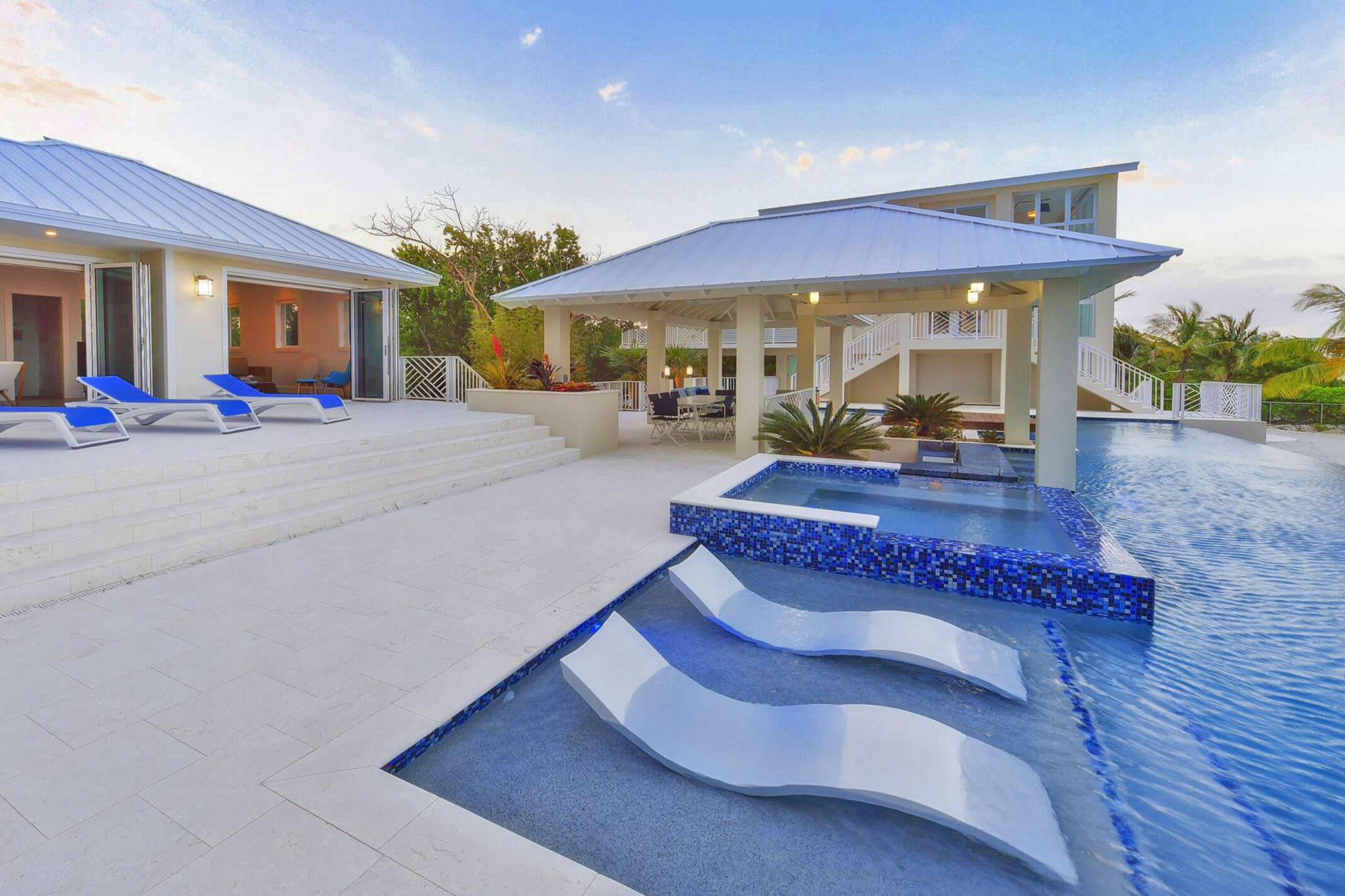 30 Ocean Front Drive, KEY LARGO, Florida, 33037, United States, 4 Bedrooms Bedrooms, ,4 BathroomsBathrooms,Residential,For Sale,30 Ocean Front Drive,1675367