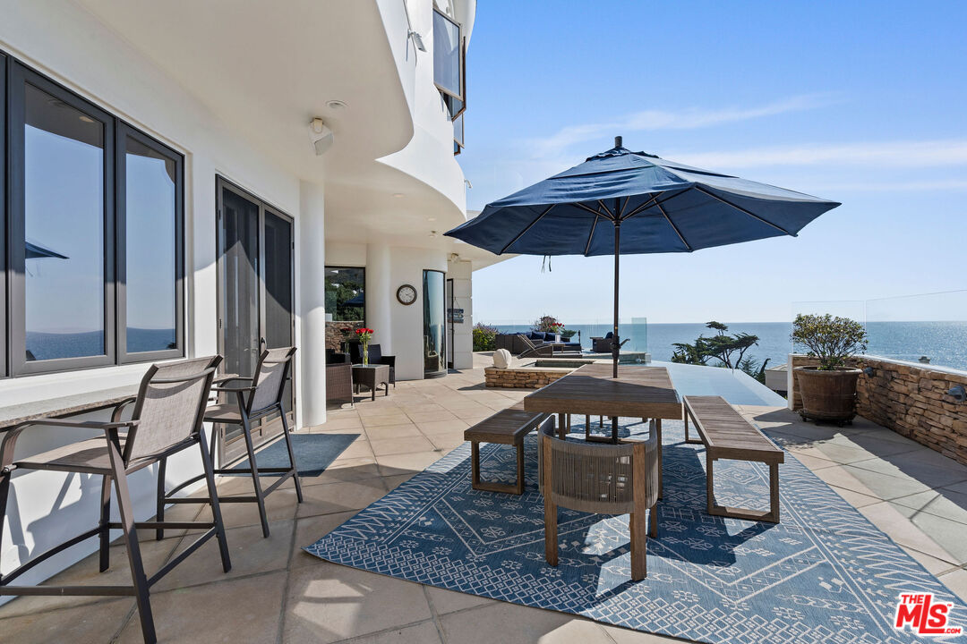 Malibu, California, 90265, United States, 3 Bedrooms Bedrooms, ,4 BathroomsBathrooms,Residential,For Sale,1855948