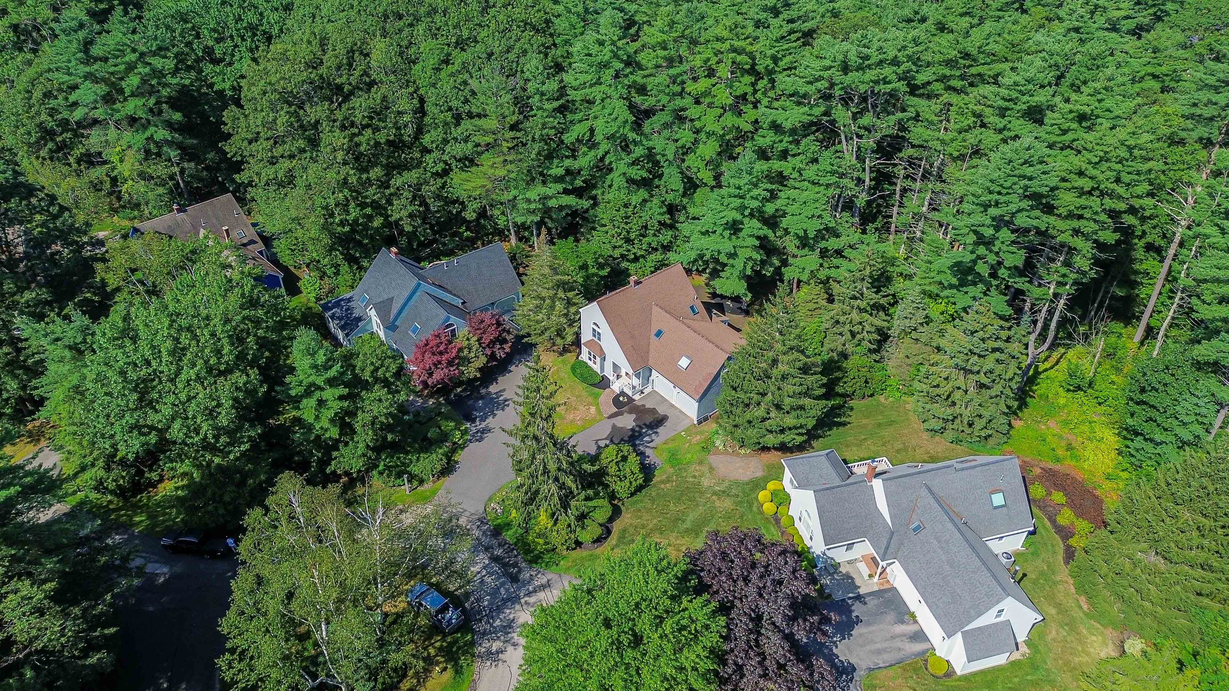 York, Maine, 03909, United States, 3 Bedrooms Bedrooms, ,3 BathroomsBathrooms,Residential,For Sale,1912030