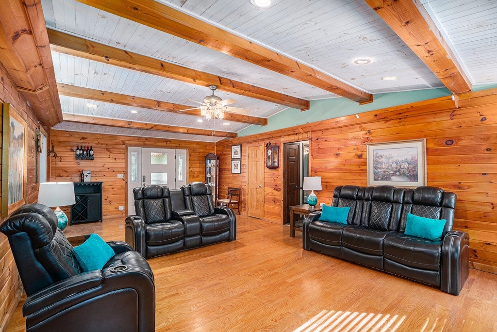 Blue Ridge, Georgia, 30513, United States, 6 Bedrooms Bedrooms, ,4 BathroomsBathrooms,Residential,For Sale,1858999