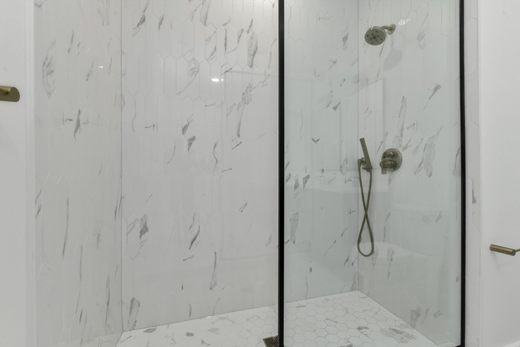 Boston, Massachusetts, 02135, United States, 2 Bedrooms Bedrooms, ,2 BathroomsBathrooms,Residential,For Sale,2015340