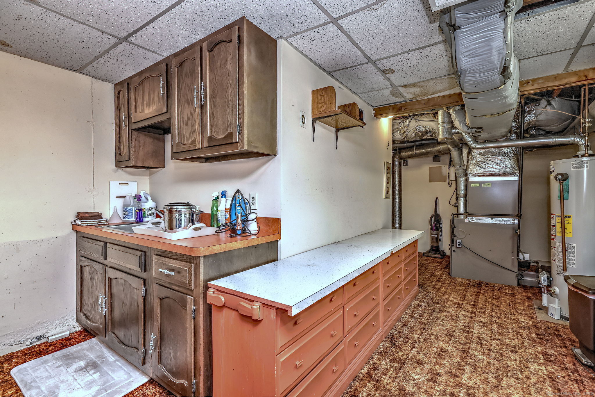 Stratford, Connecticut, 06614, United States, 1 Bedroom Bedrooms, ,3 BathroomsBathrooms,Residential,For Sale,1954891