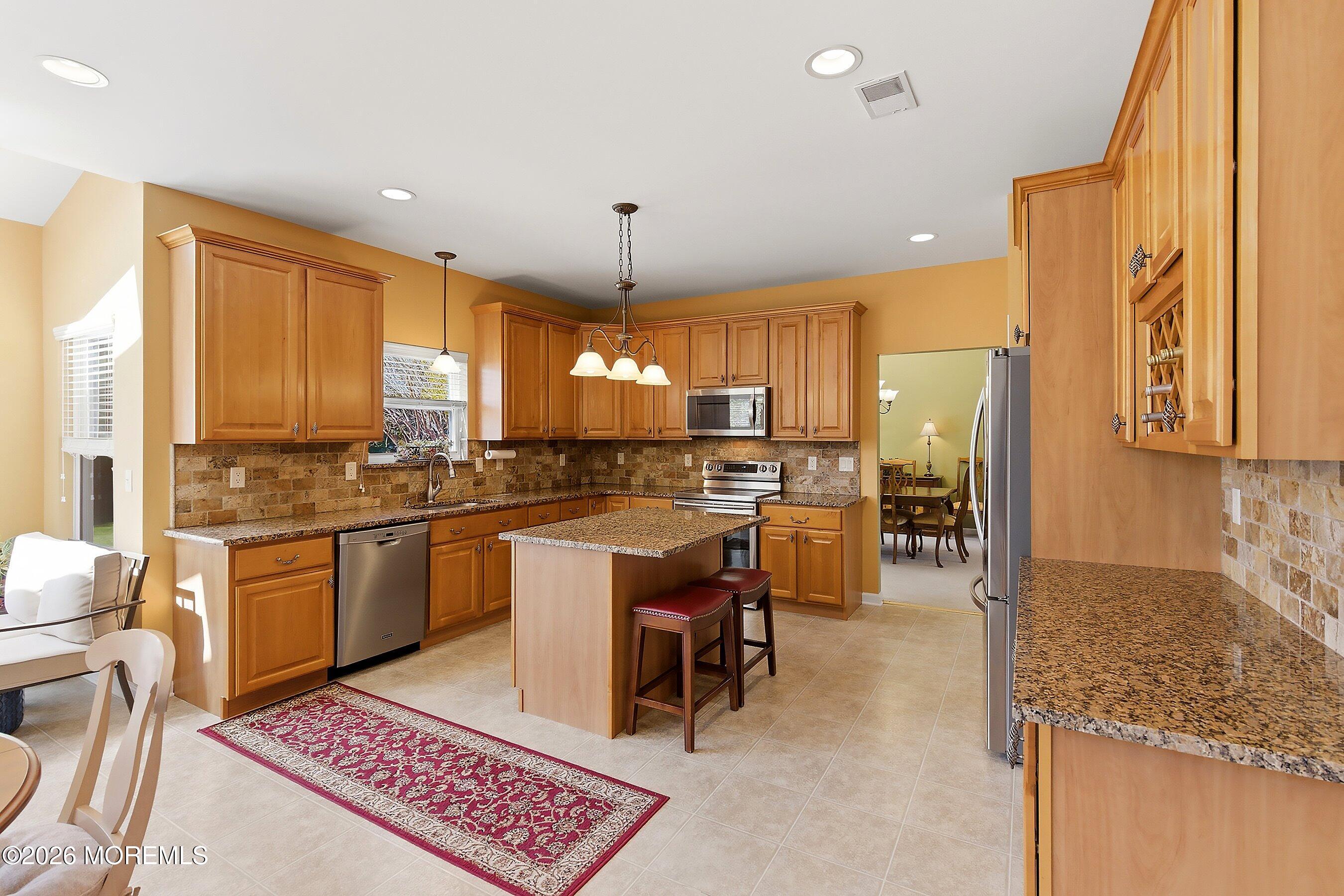 Manchester, New Jersey, 08759, United States, 5 Bedrooms Bedrooms, ,3 BathroomsBathrooms,Residential,For Sale,2040445