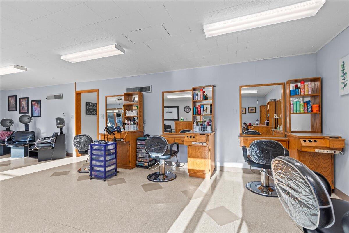 West Bend, Wisconsin, 53090, United States, 4 Bedrooms Bedrooms, ,3 BathroomsBathrooms,Residential,For Sale,1960551