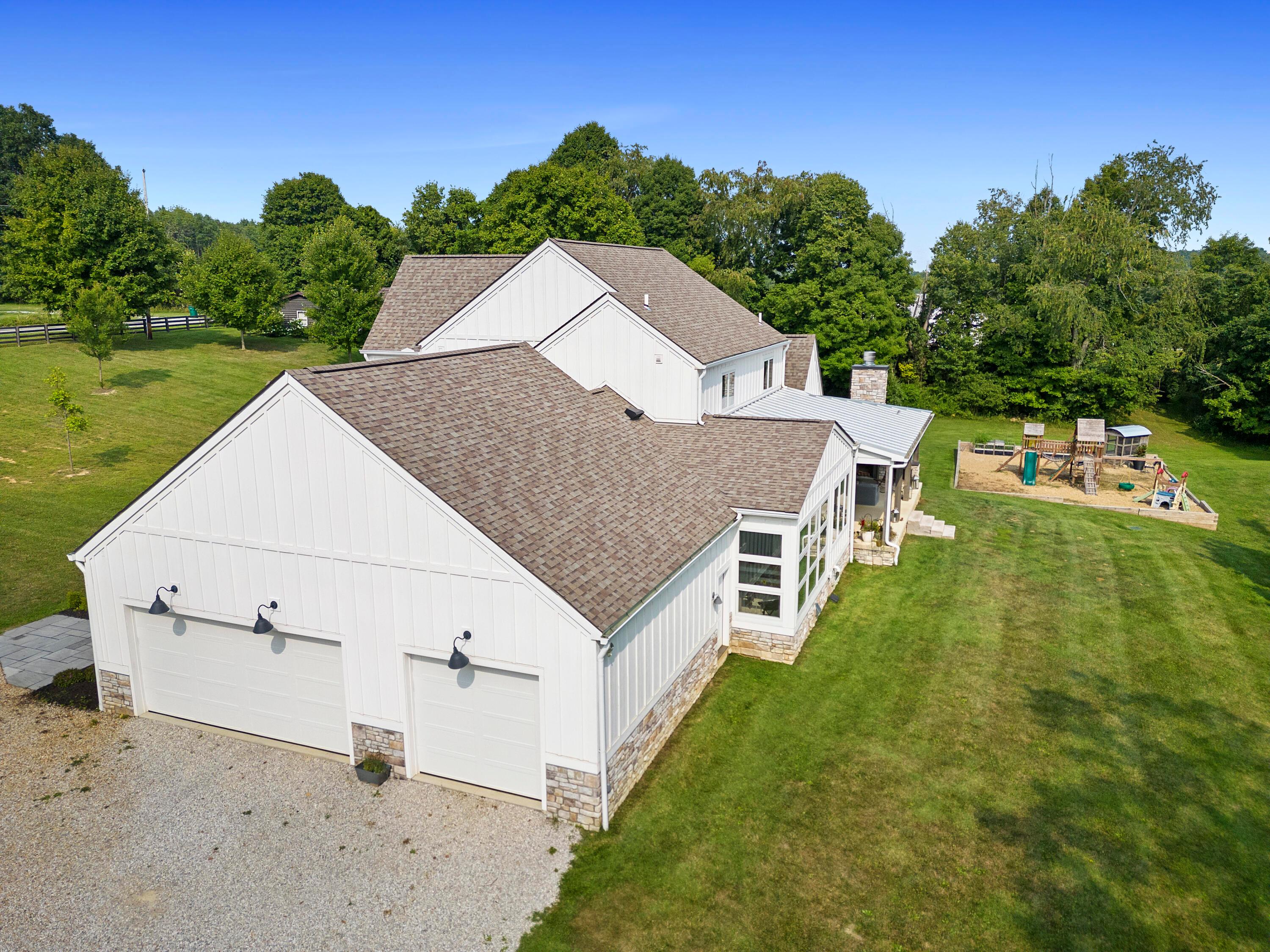 Alexandria, Ohio, 43001, United States, 4 Bedrooms Bedrooms, ,4 BathroomsBathrooms,Residential,For Sale,1907180